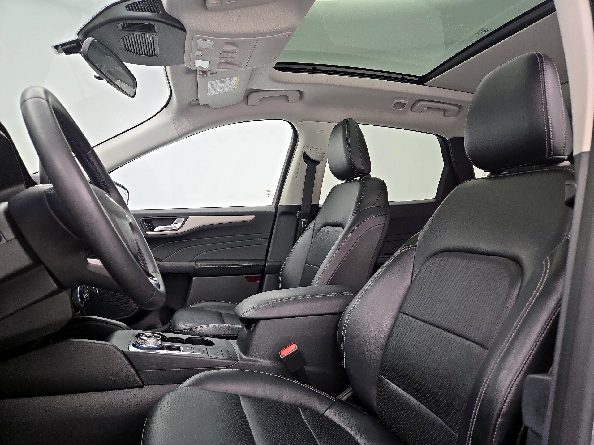 Thumbnail: 2022 Ford Escape - 20