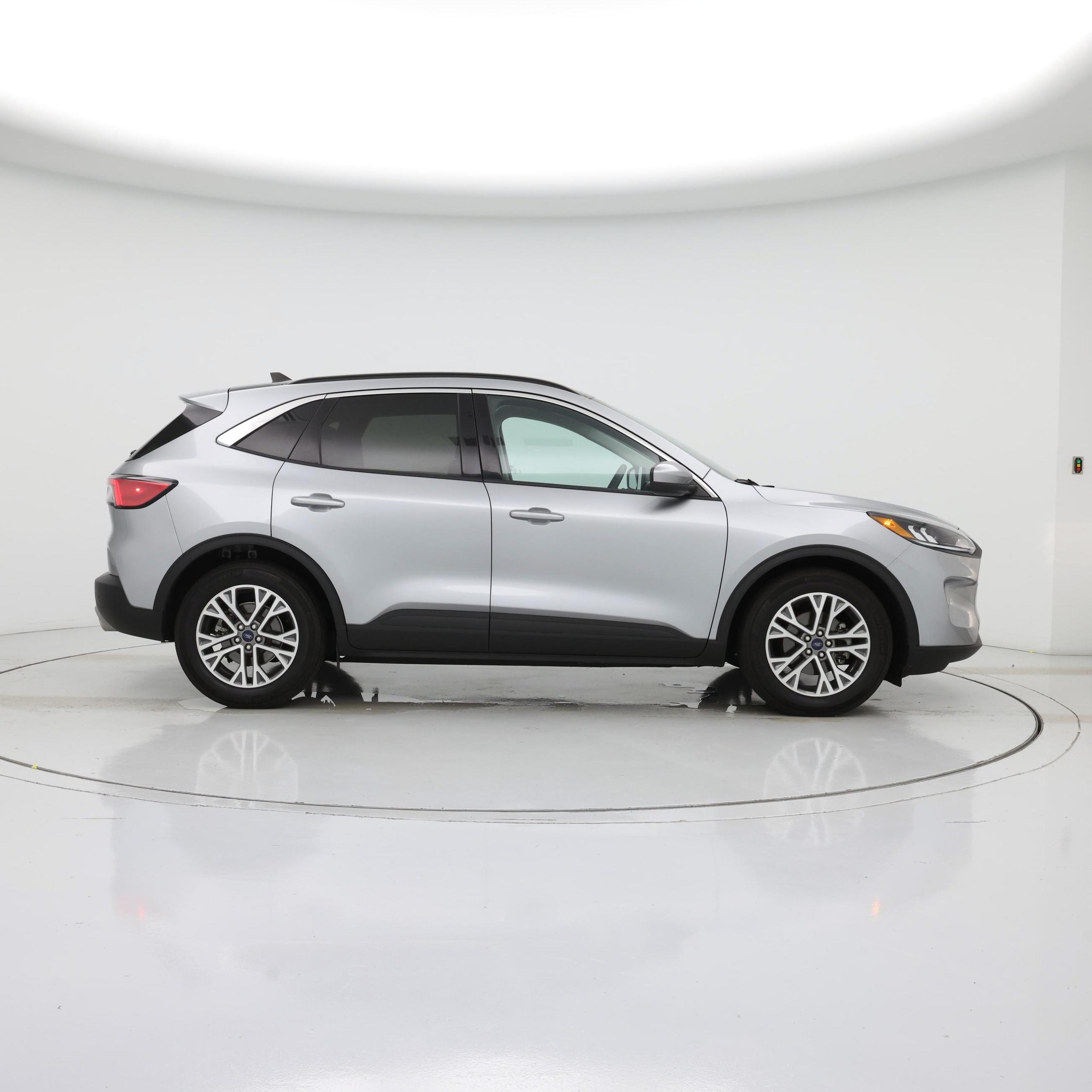 Thumbnail: 2022 Ford Escape - 7