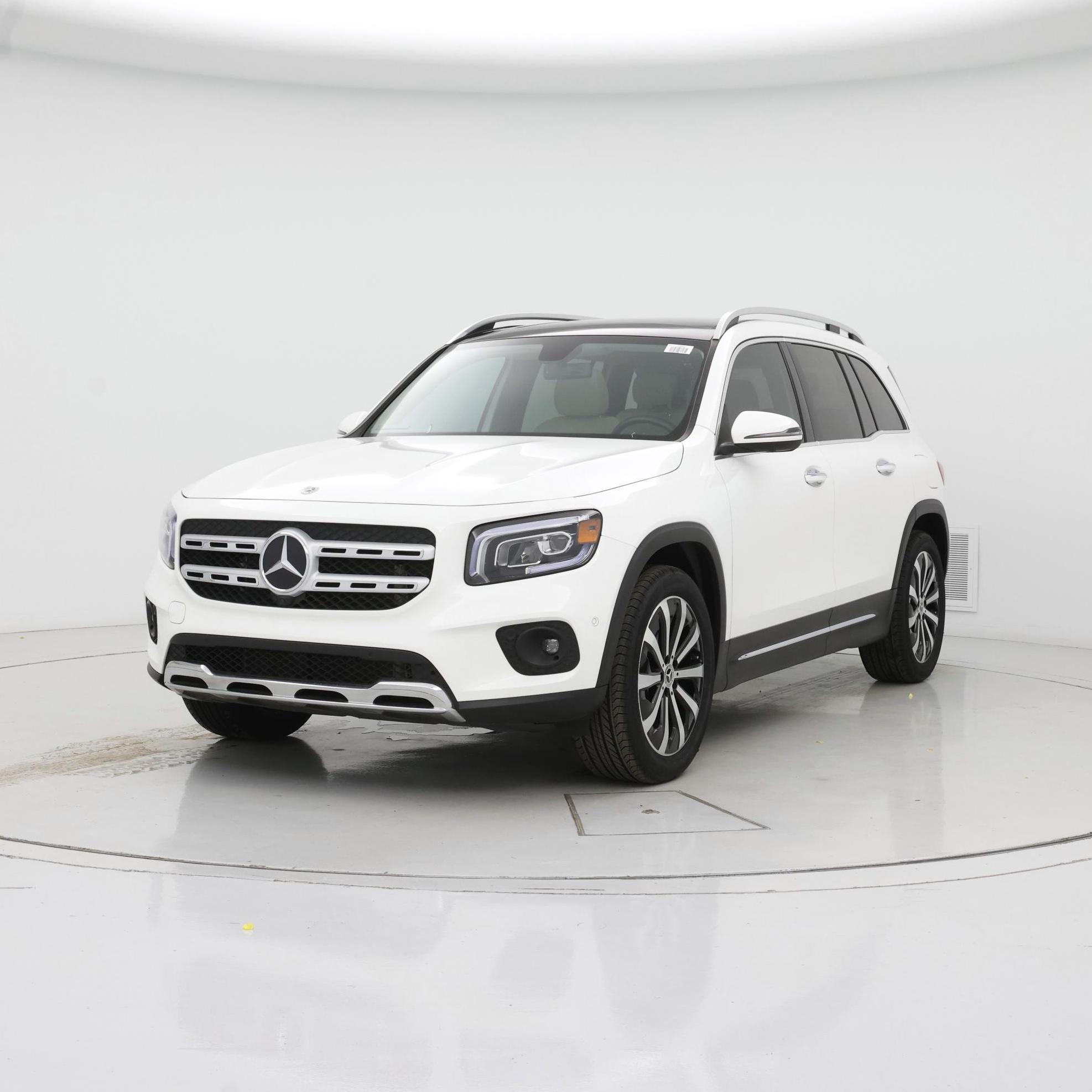 Thumbnail: 2023 Mercedes-Benz GLB - 4