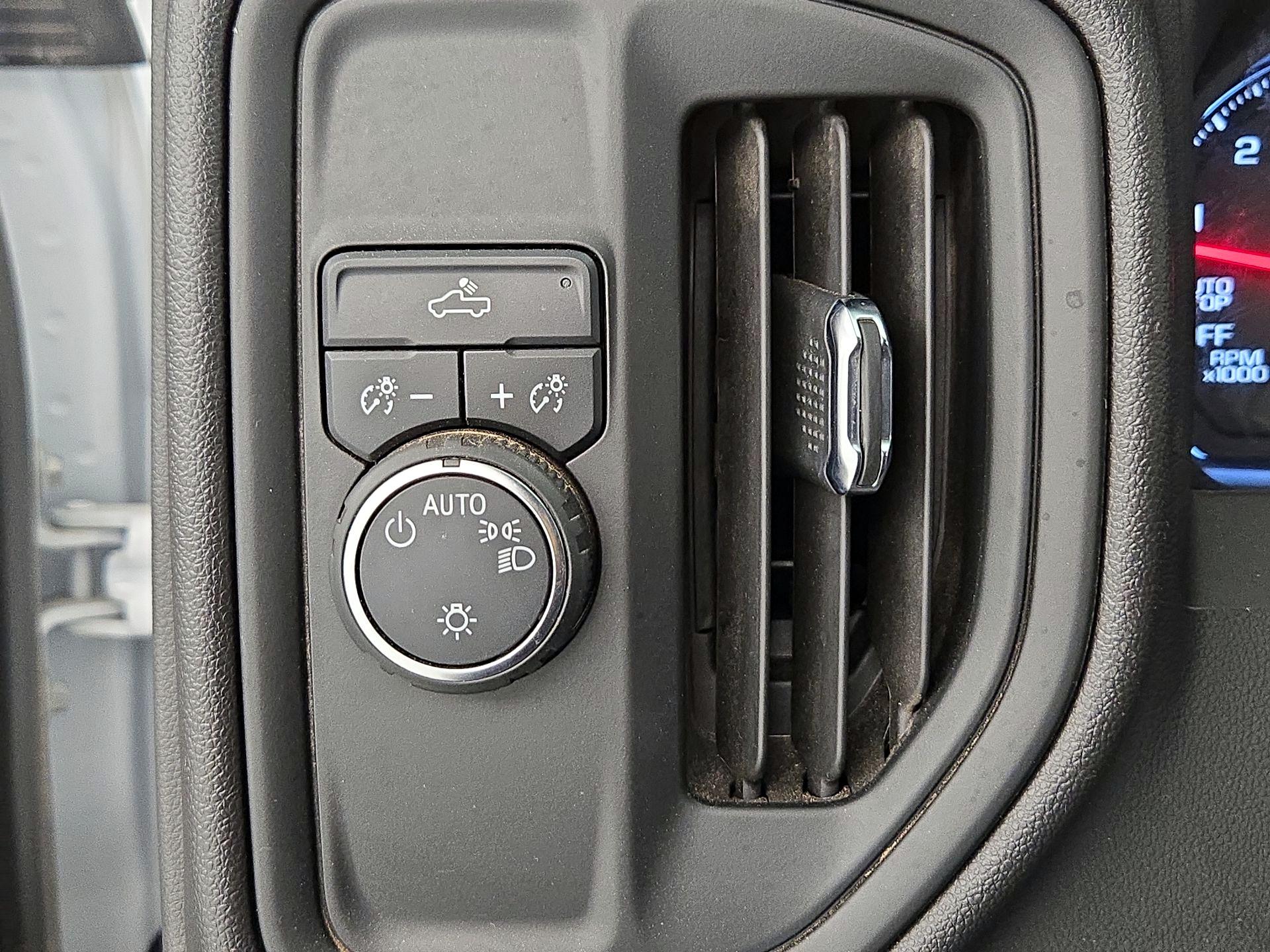 Thumbnail: 2024 Chevrolet Silverado 1500 - 13