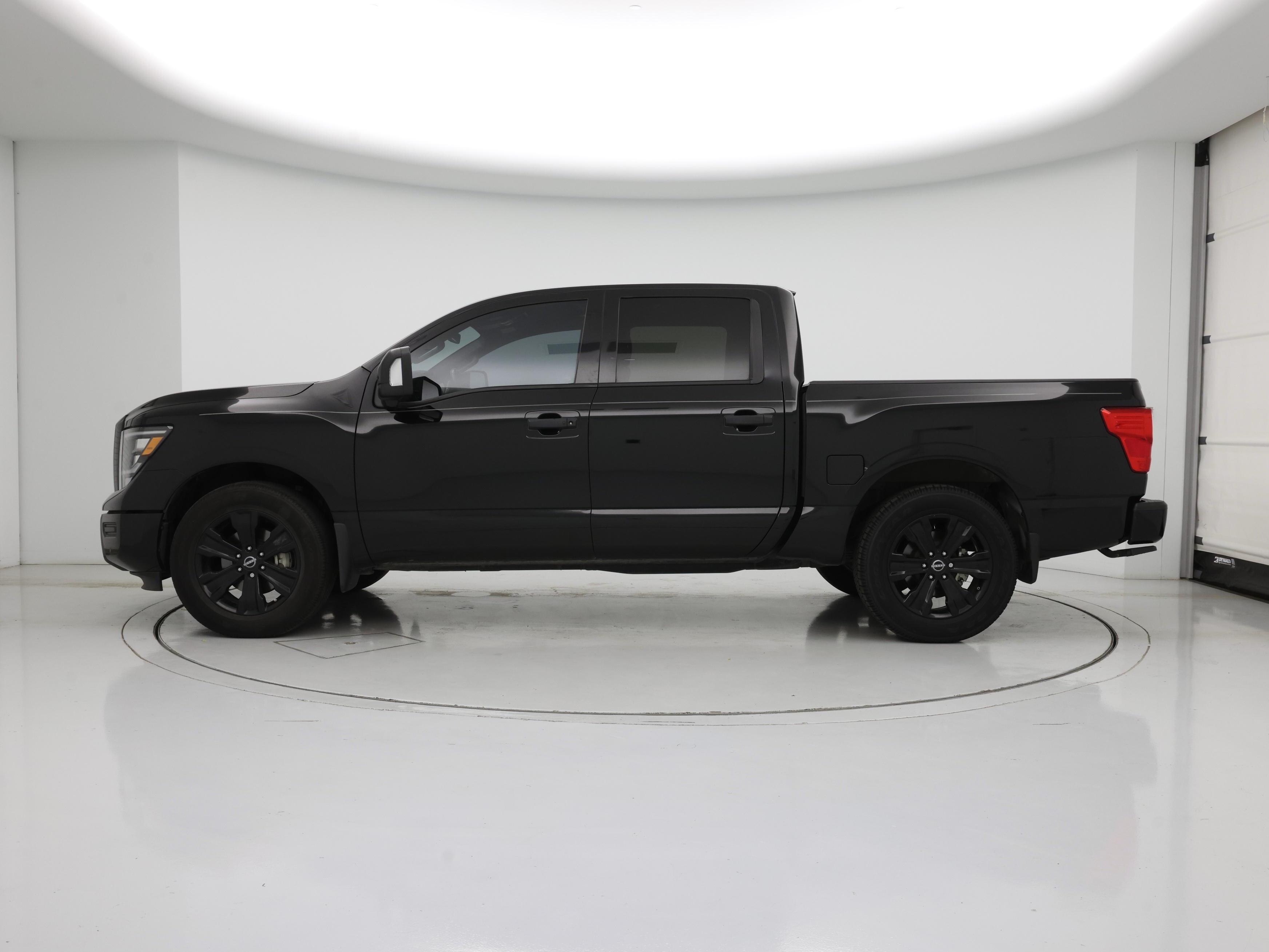 Thumbnail: 2023 Nissan Titan - 3