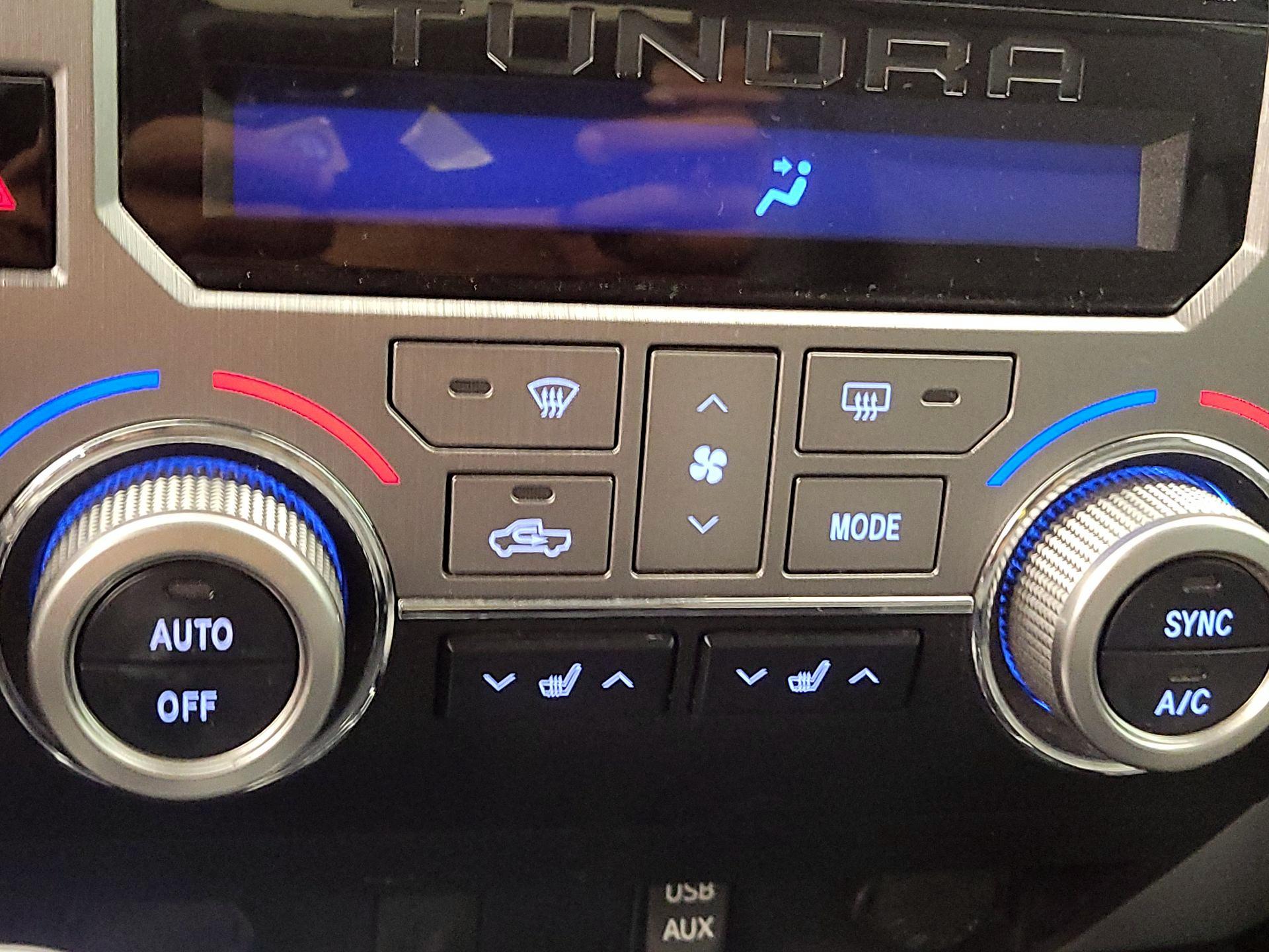 Thumbnail: 2019 Toyota Tundra - 16