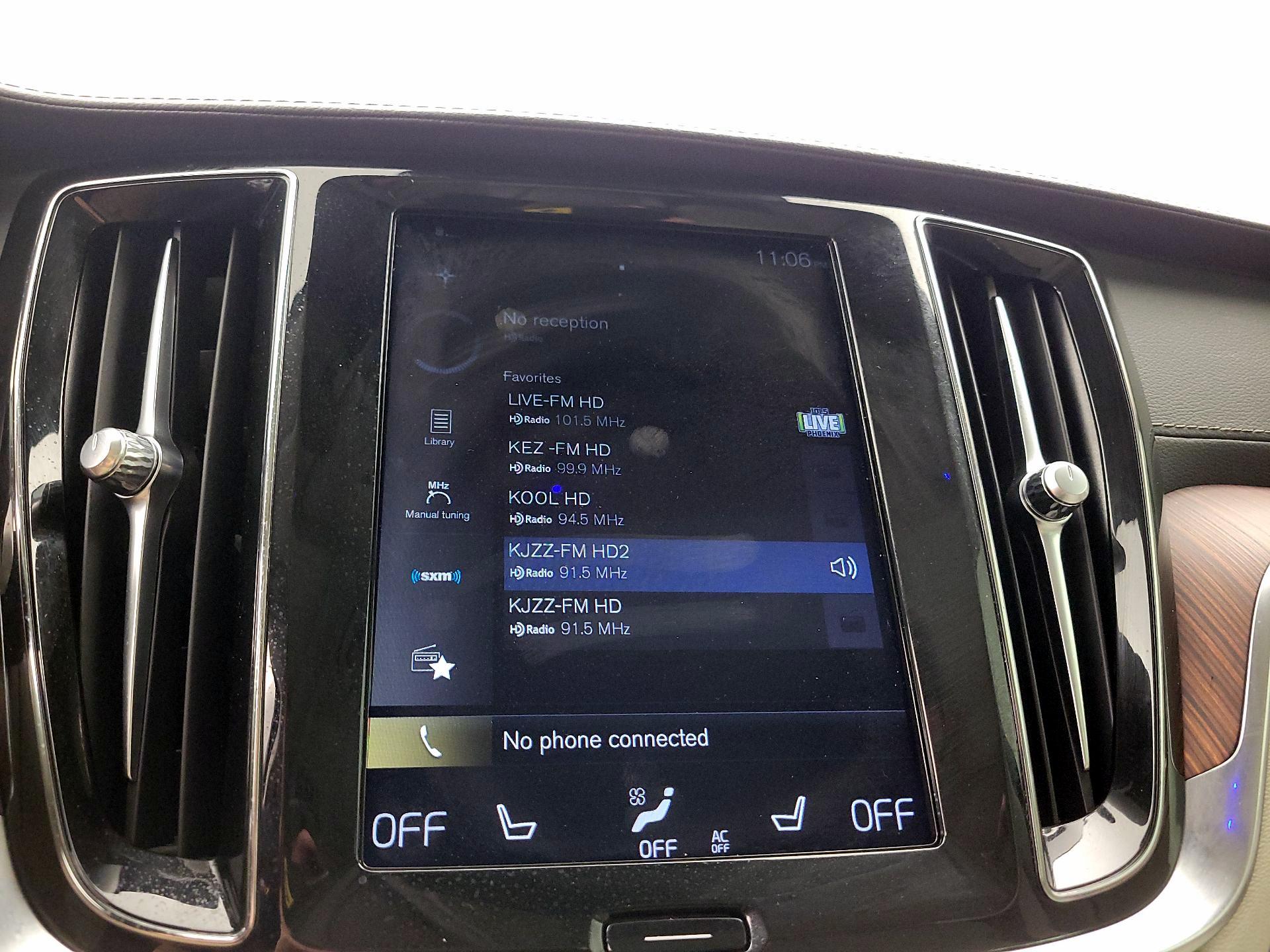 Thumbnail: 2019 Volvo S60 - 15