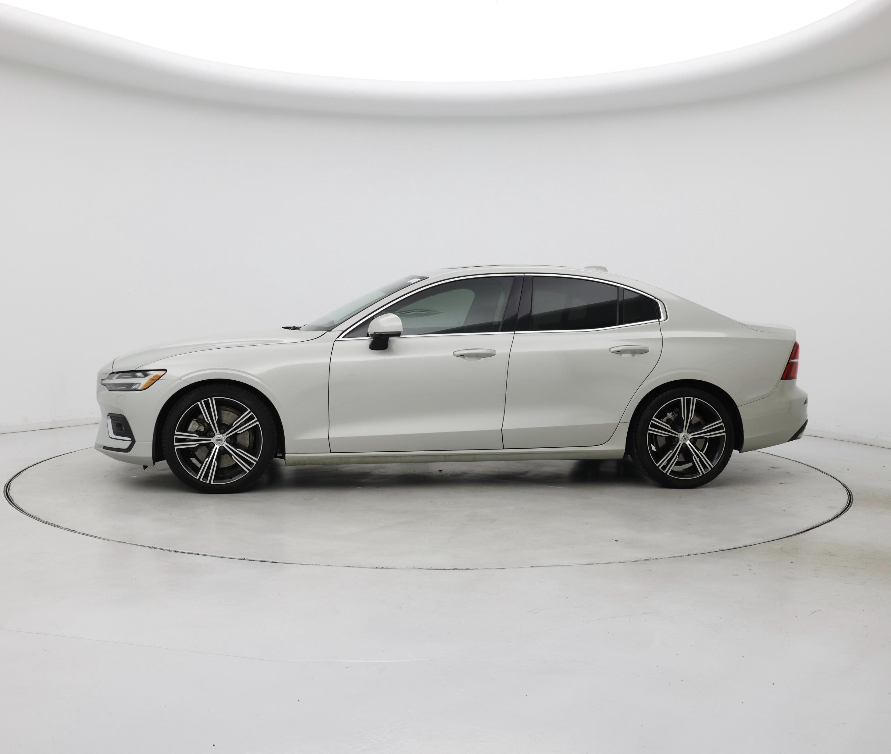 Thumbnail: 2019 Volvo S60 - 3