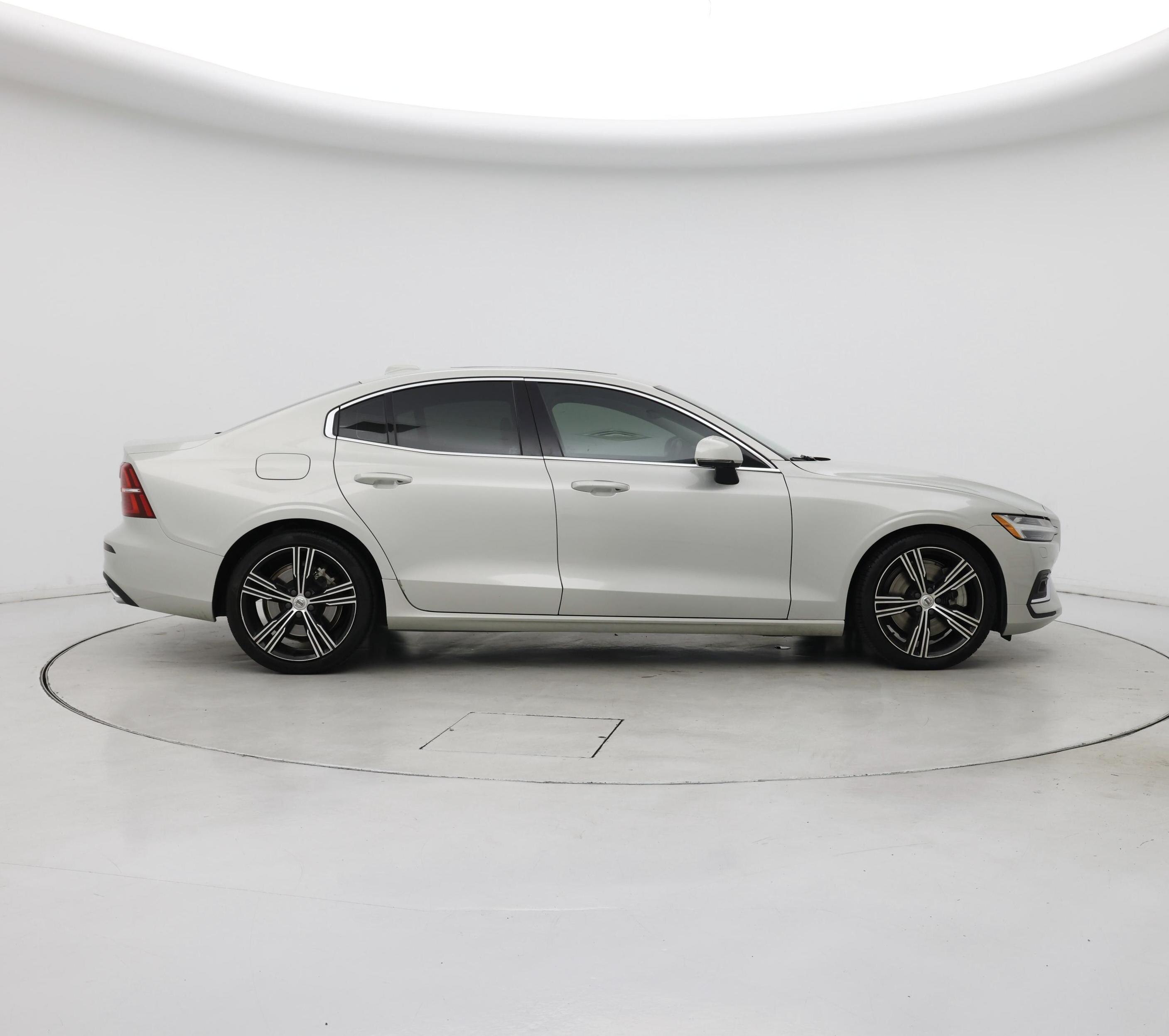 Thumbnail: 2019 Volvo S60 - 7