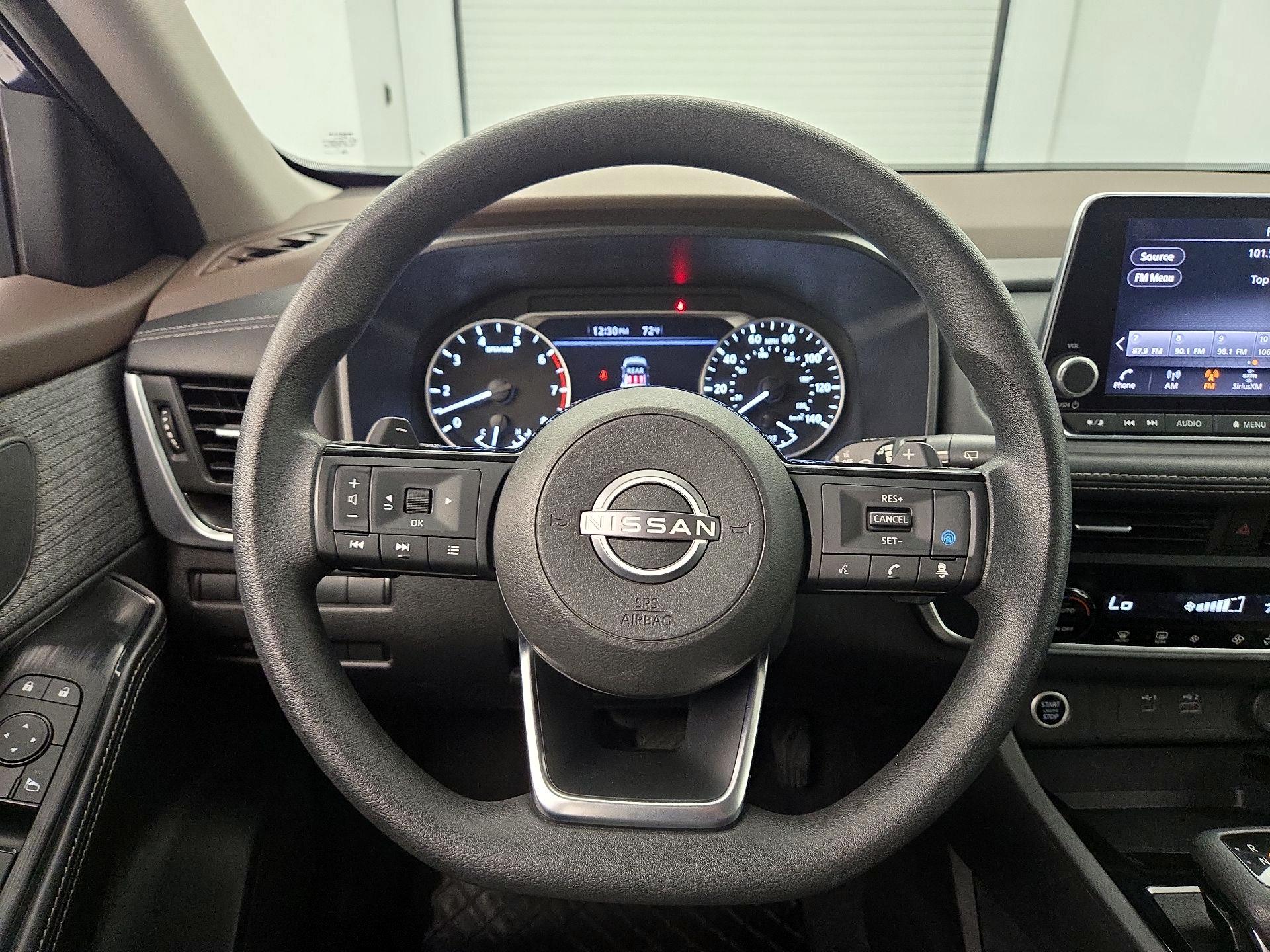 Thumbnail: 2023 Nissan Rogue - 10