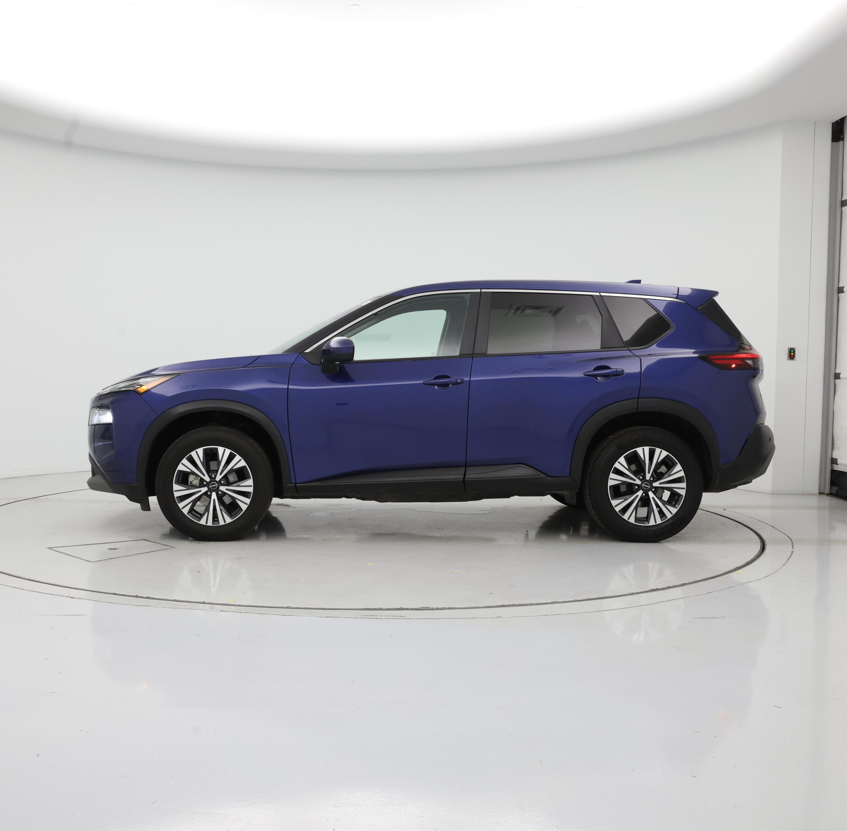 Thumbnail: 2023 Nissan Rogue - 3