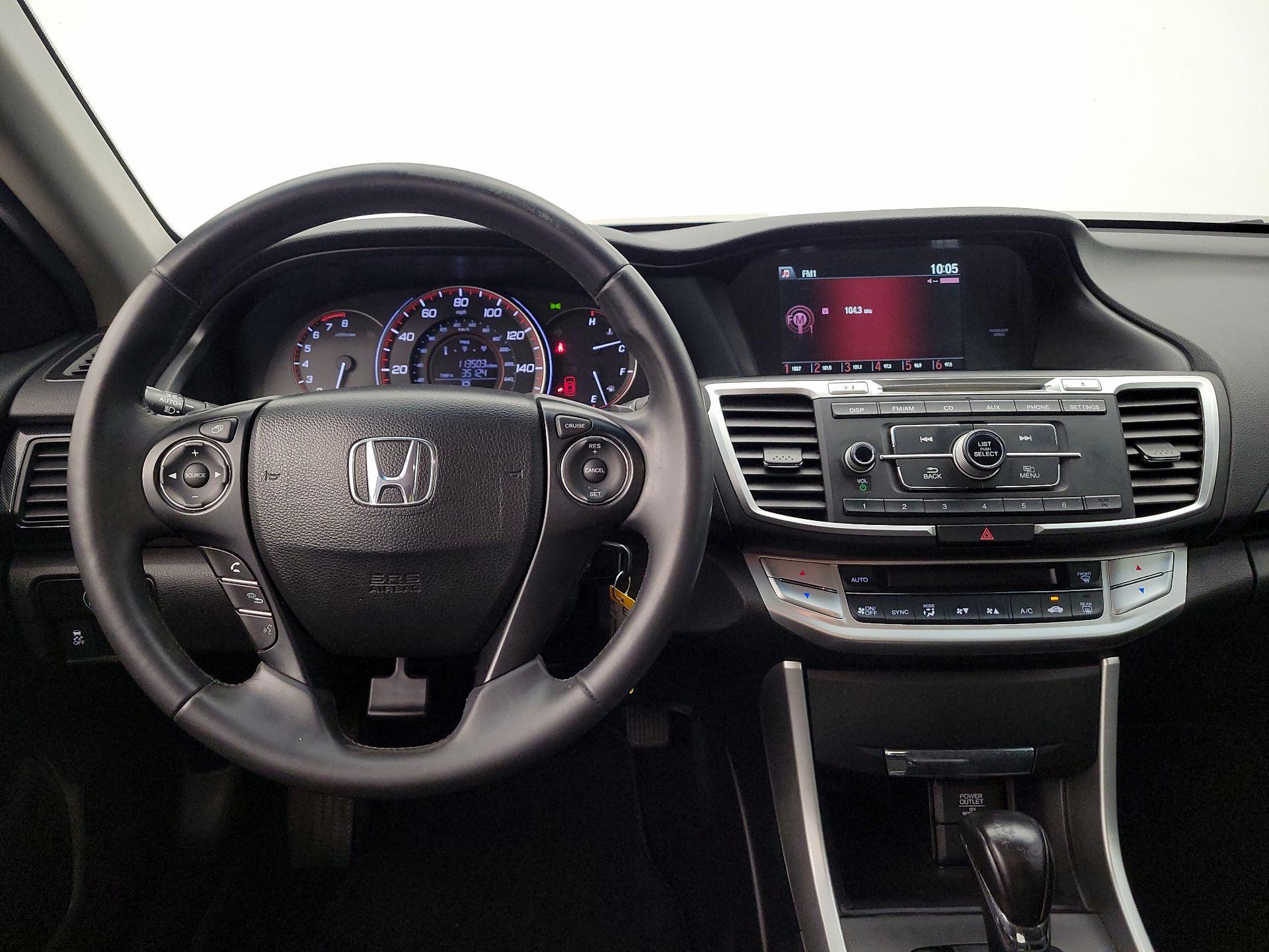 Thumbnail: 2015 Honda Accord - 10
