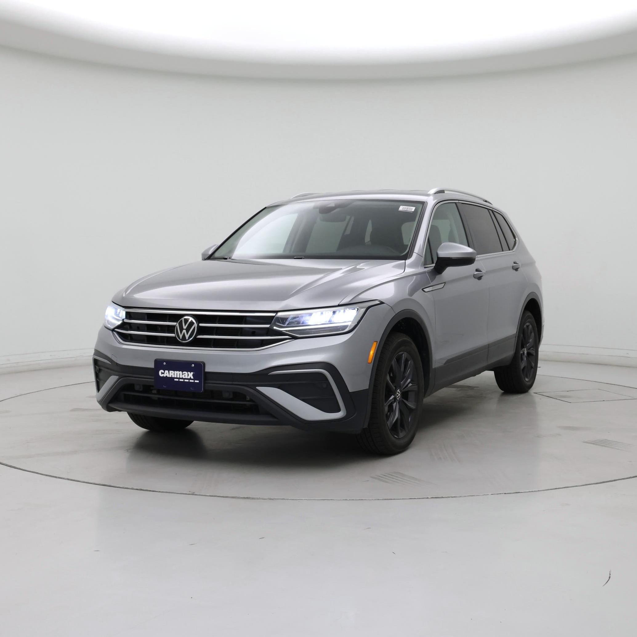 Thumbnail: 2024 Volkswagen Tiguan - 4
