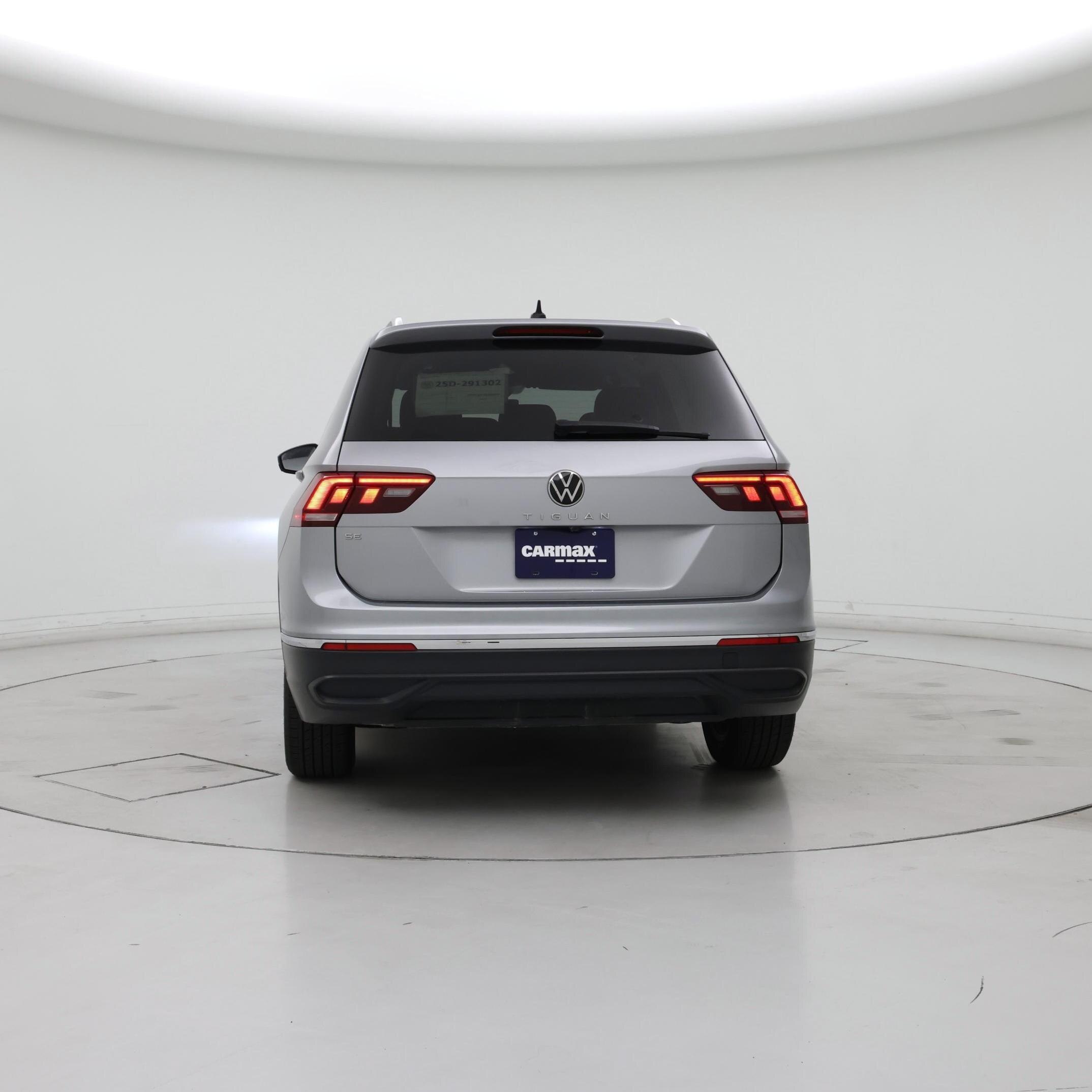 Thumbnail: 2024 Volkswagen Tiguan - 6