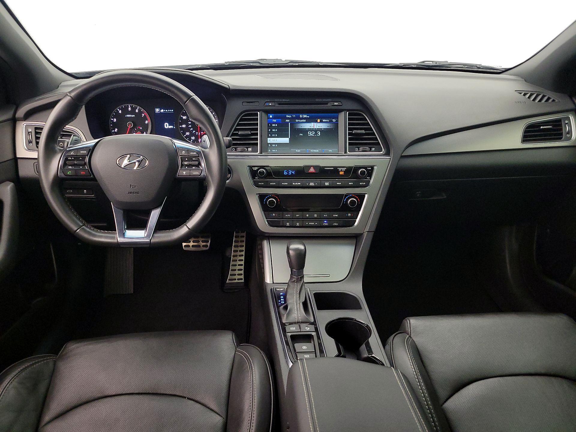 Thumbnail: 2015 Hyundai Sonata - 9