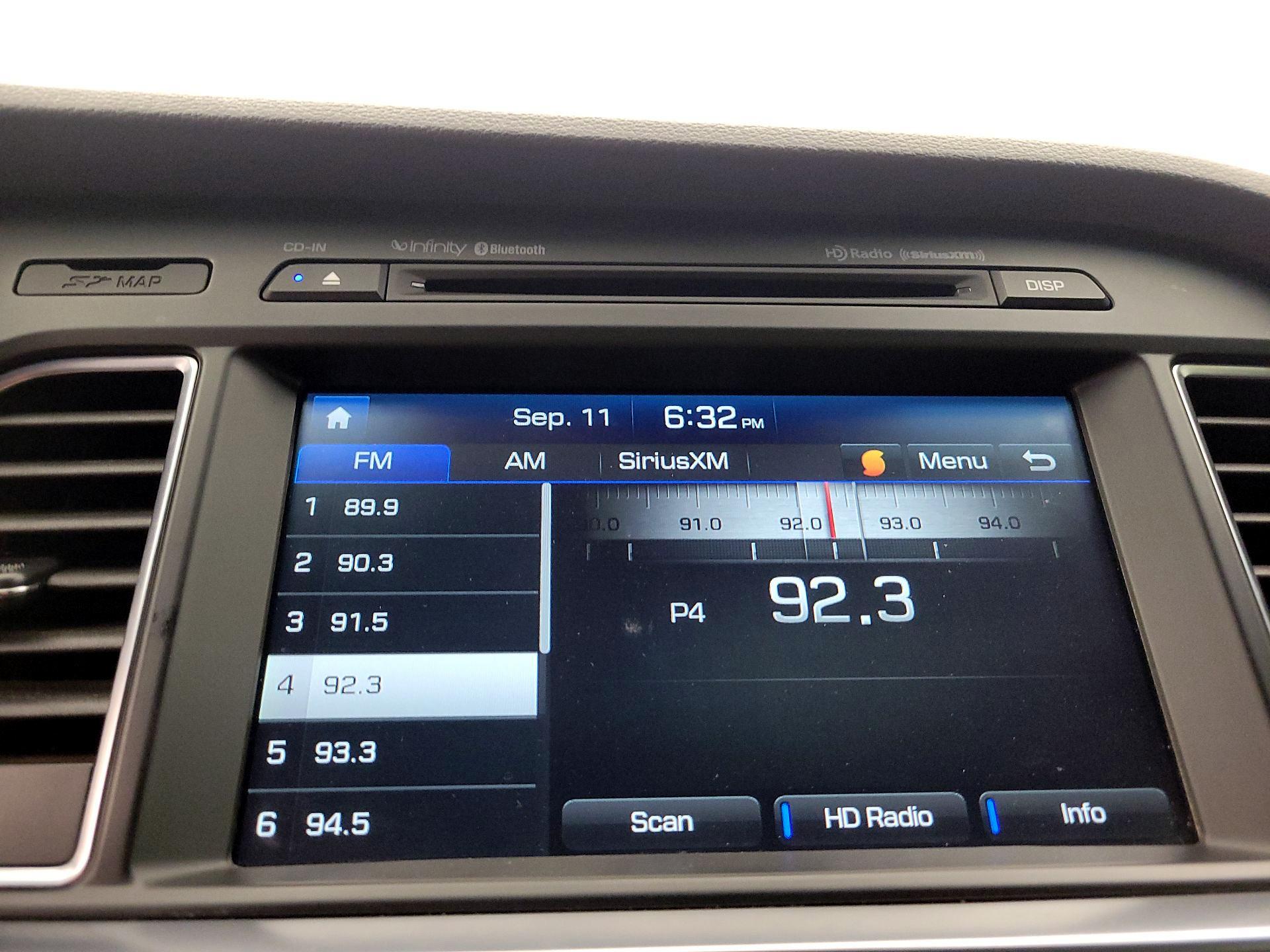 Thumbnail: 2015 Hyundai Sonata - 16