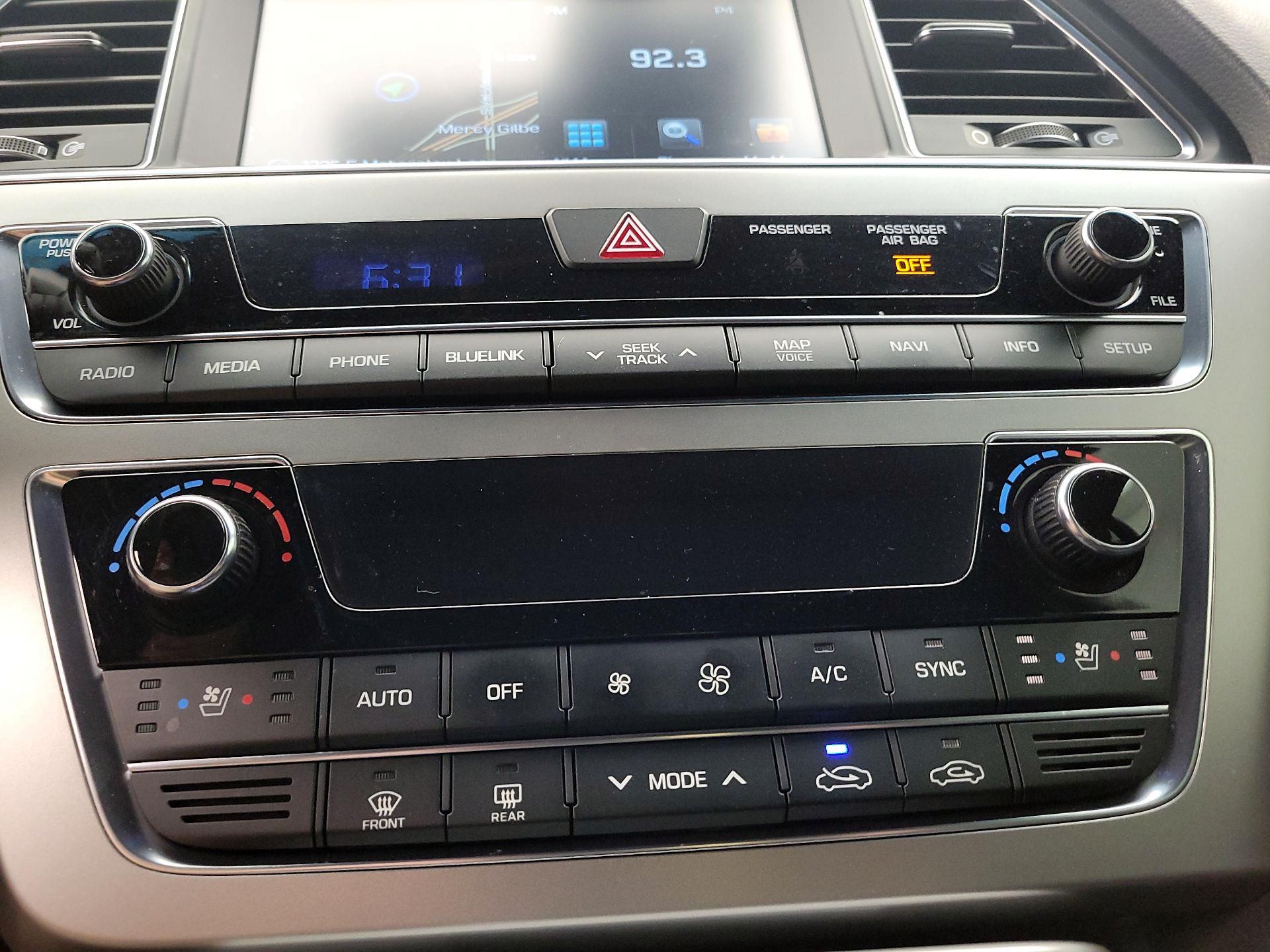 Thumbnail: 2015 Hyundai Sonata - 17