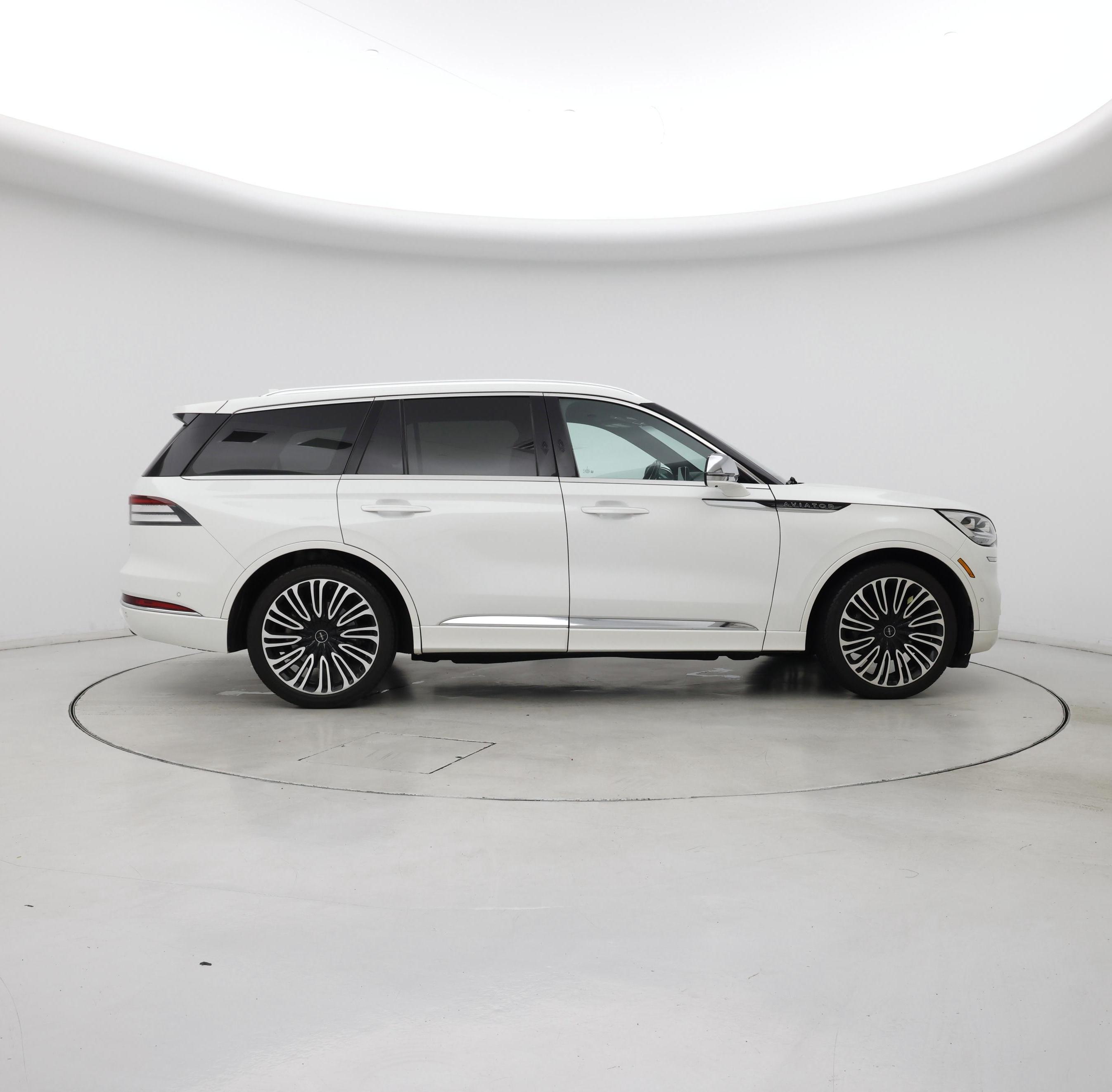 Thumbnail: 2020 Lincoln Aviator - 7