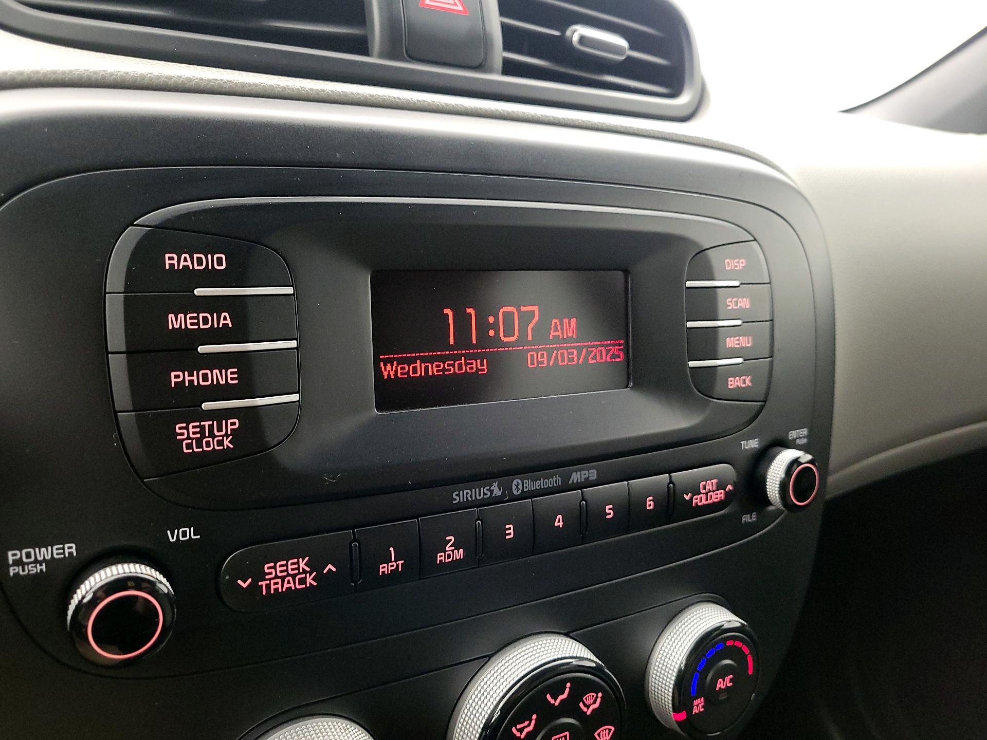 Thumbnail: 2014 Kia Soul - 14