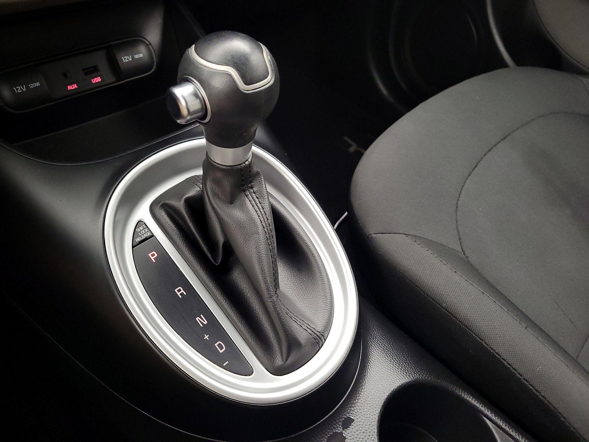 Thumbnail: 2014 Kia Soul - 16