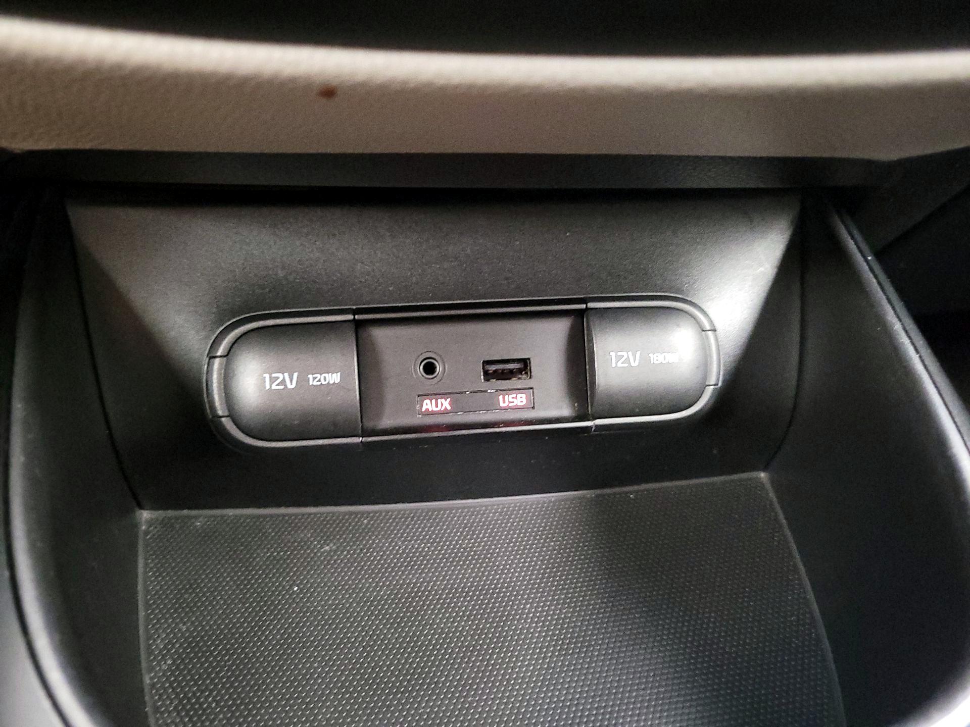 Thumbnail: 2014 Kia Soul - 17
