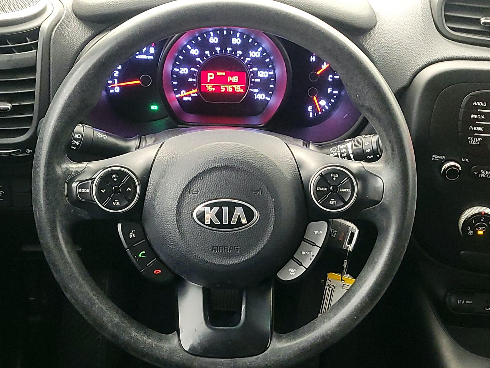 Thumbnail: 2014 Kia Soul - 10