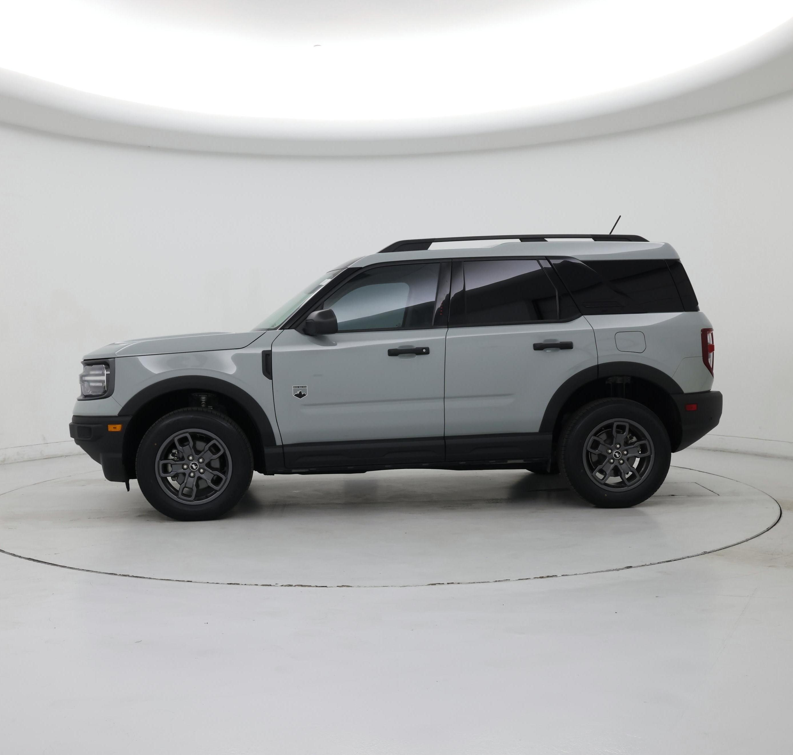 Thumbnail: 2023 Ford Bronco Sport - 3