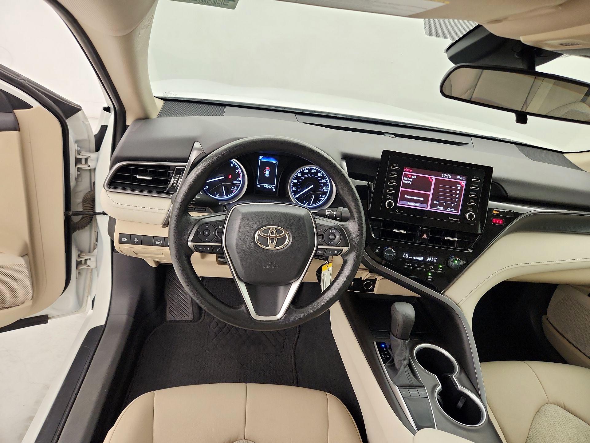 Thumbnail: 2022 Toyota Camry - 10