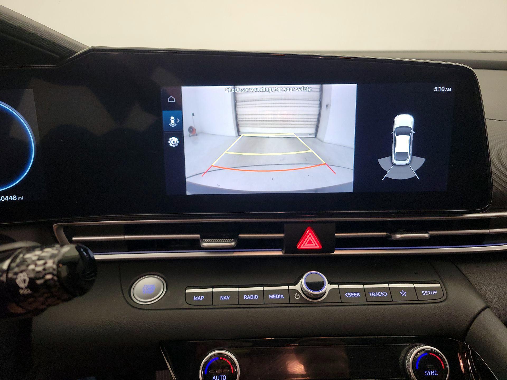Thumbnail: 2023 Hyundai Elantra - 15