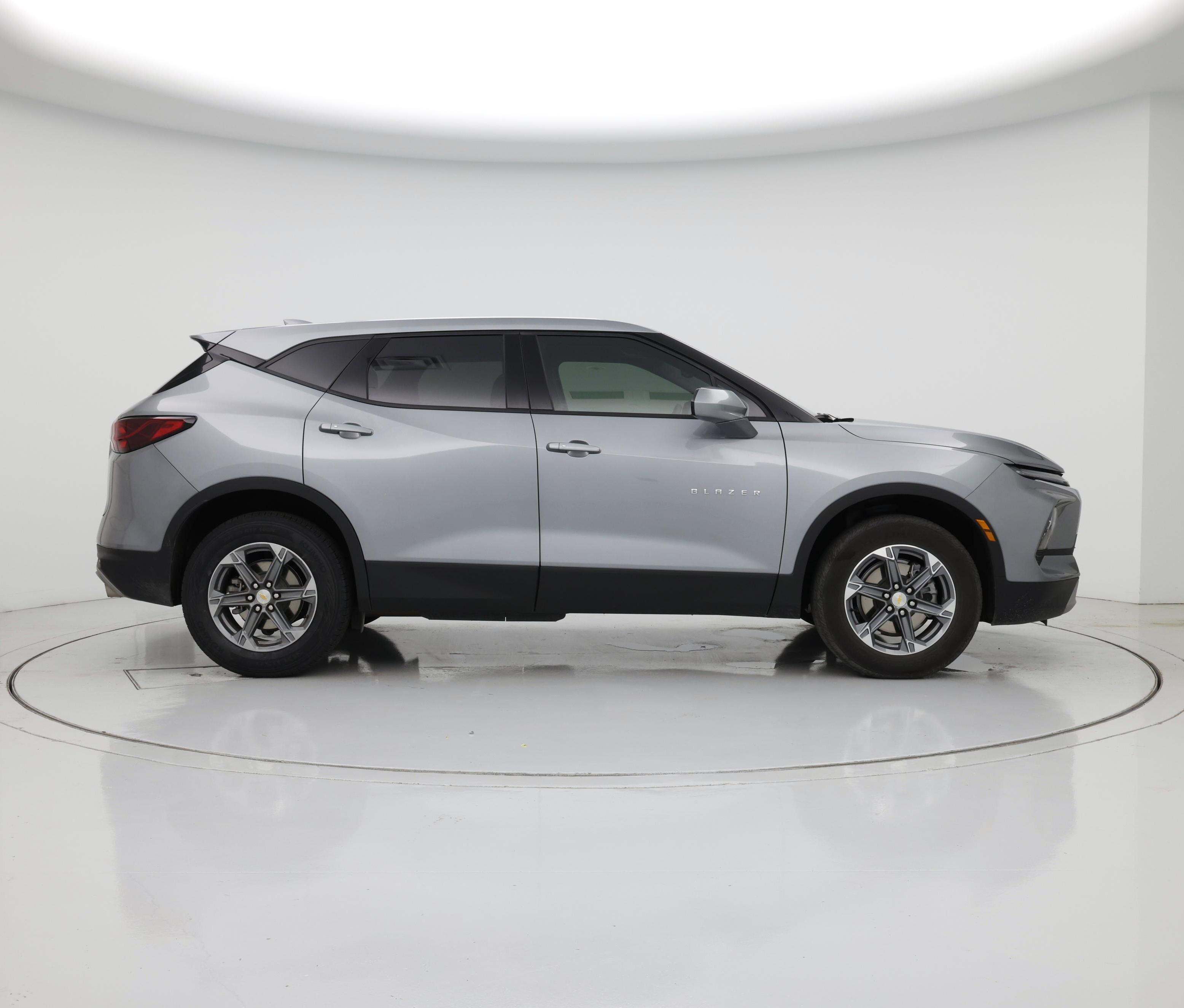 Thumbnail: 2023 Chevrolet Blazer - 7