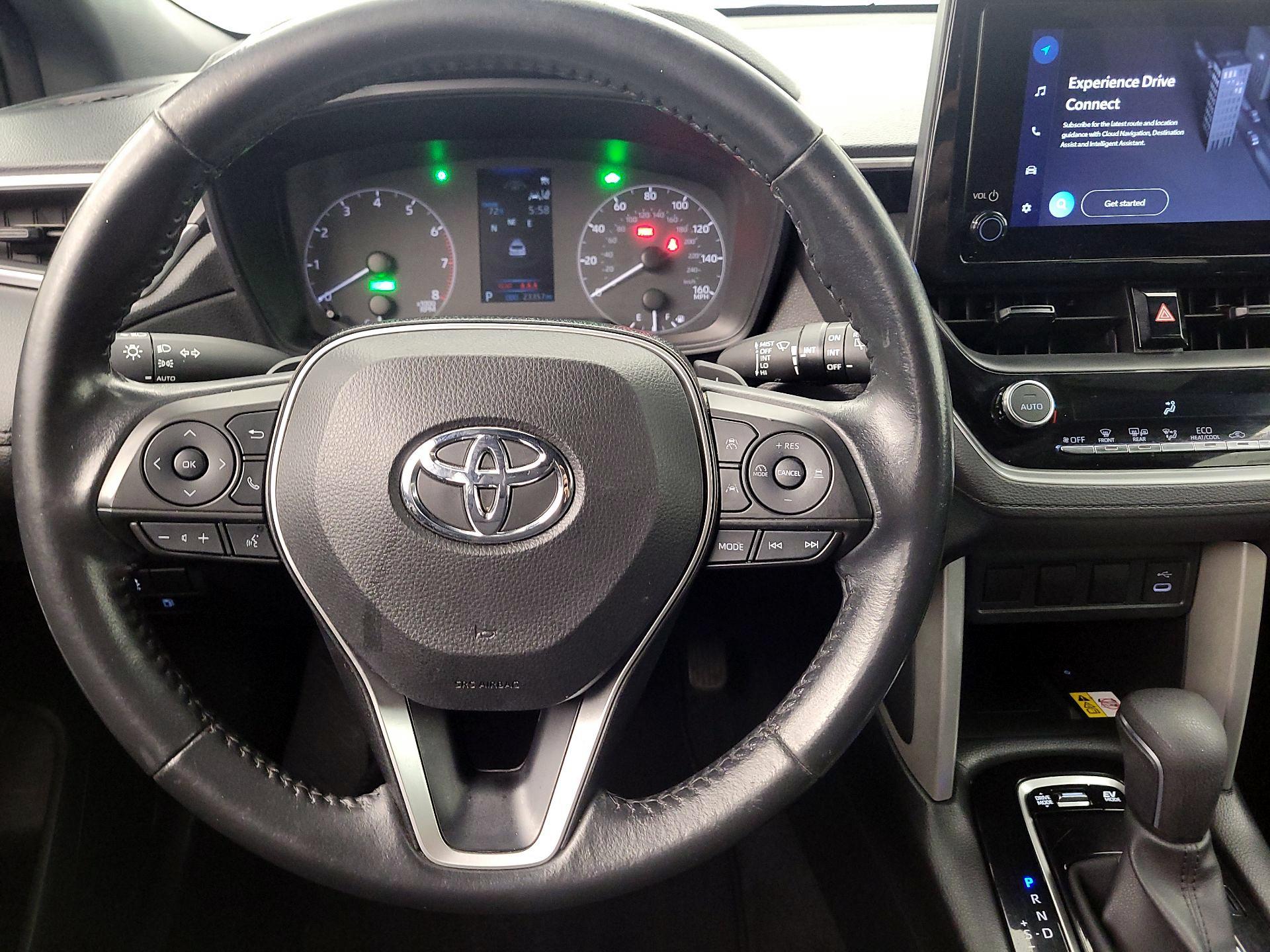 Thumbnail: 2023 Toyota Corolla Cross - 10