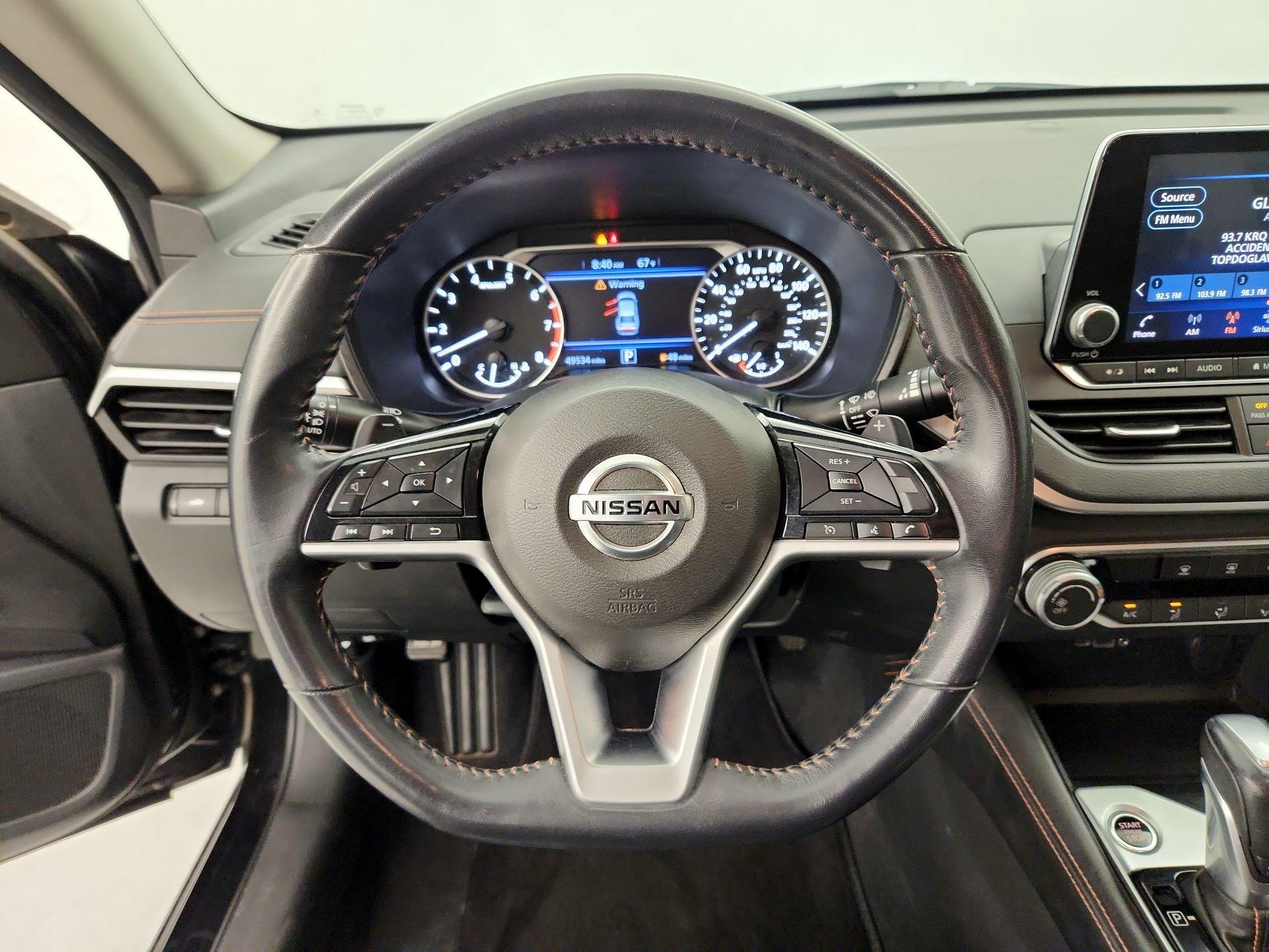 Thumbnail: 2021 Nissan Altima - 10