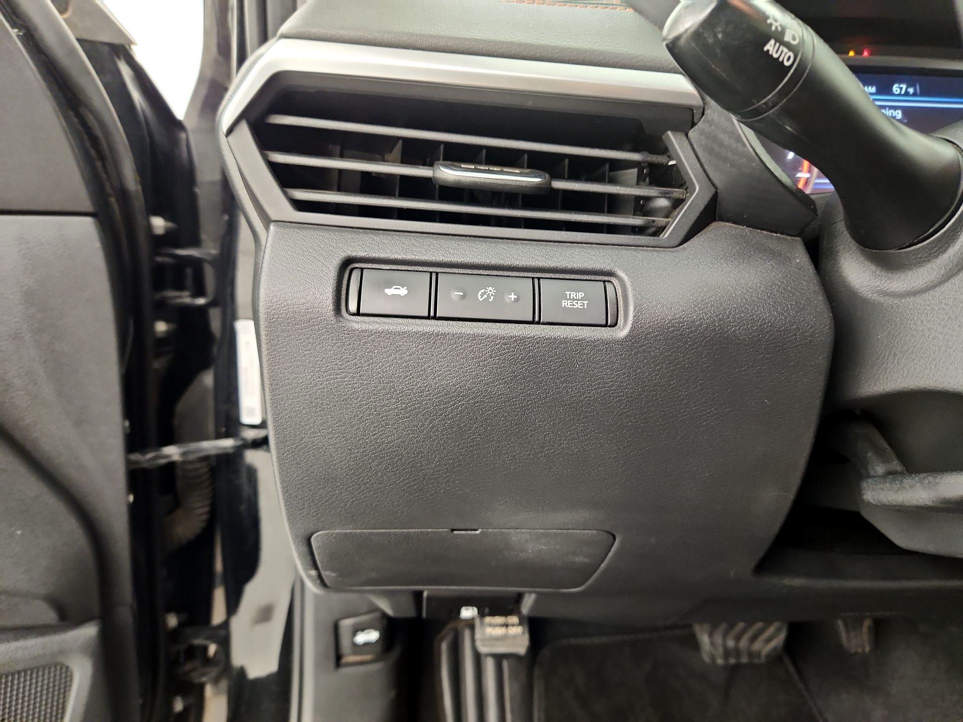 Thumbnail: 2021 Nissan Altima - 13