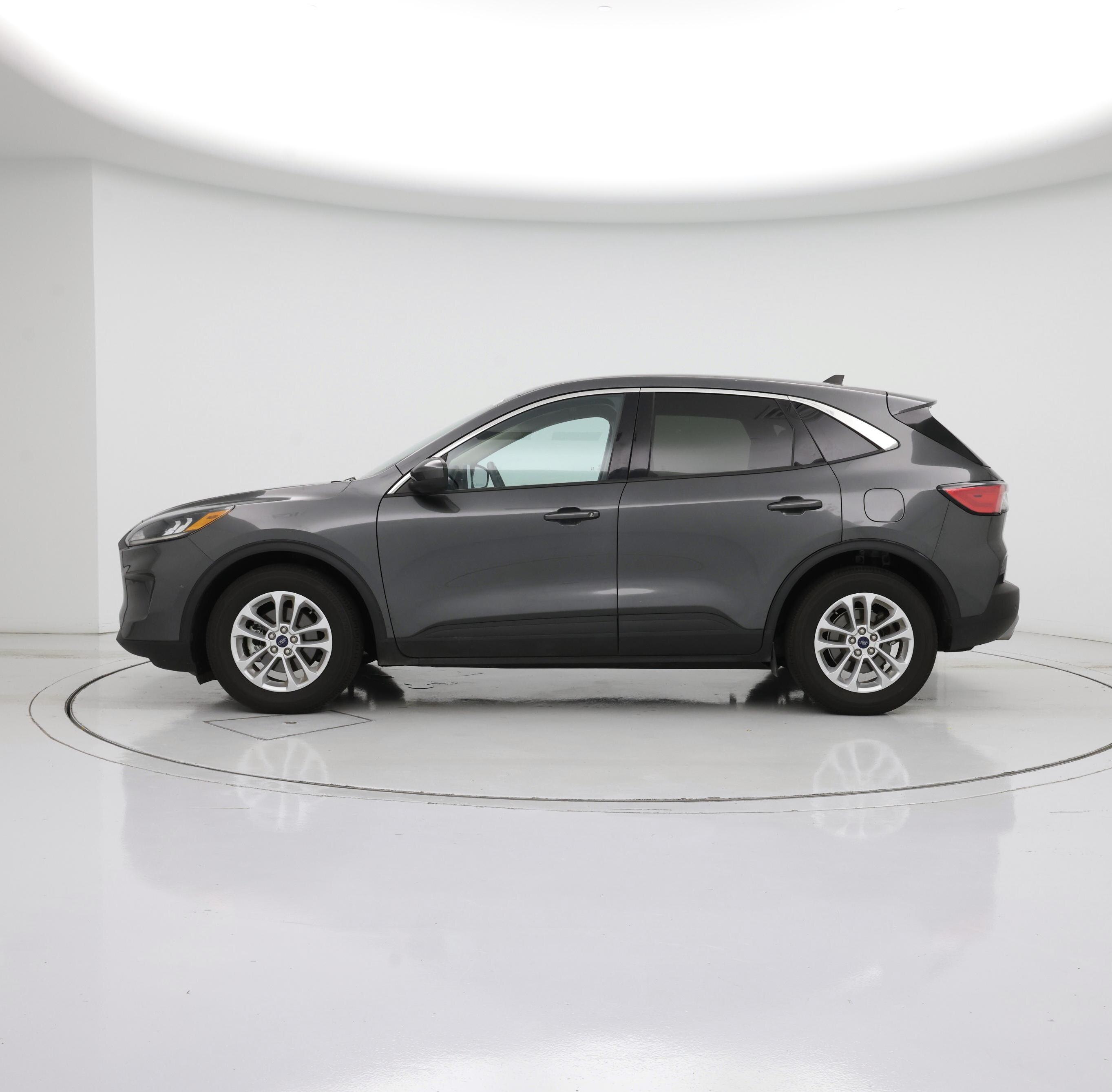 Thumbnail: 2020 Ford Escape - 3