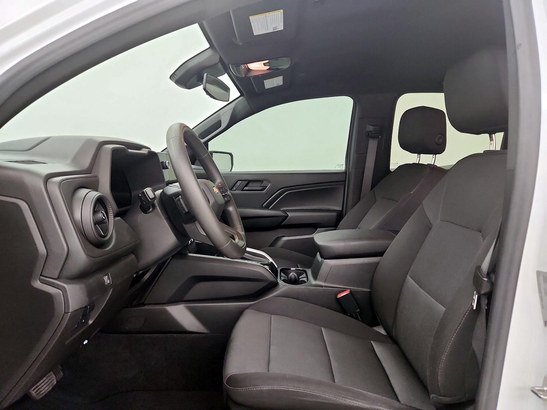 Thumbnail: 2023 Chevrolet Colorado - 11