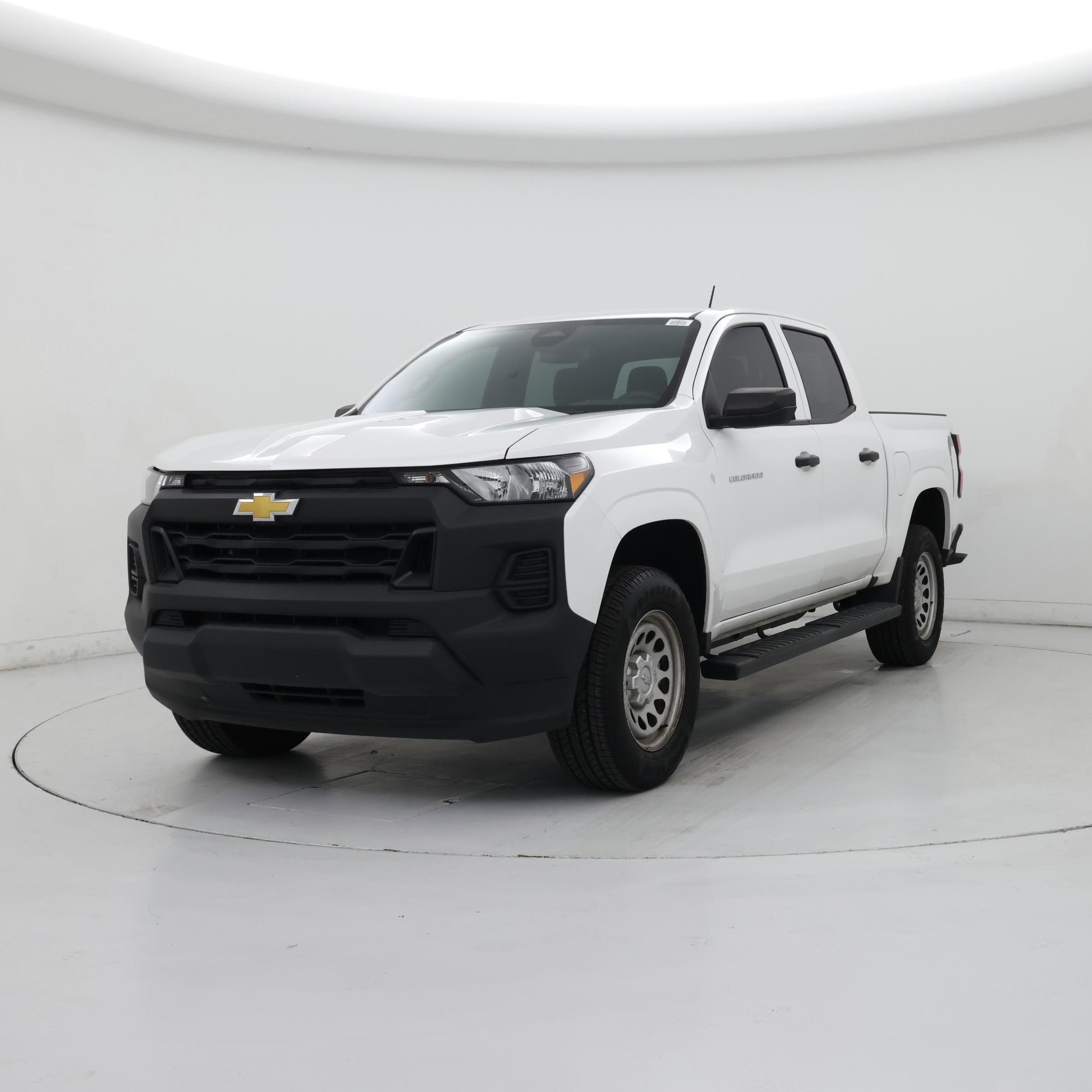 Thumbnail: 2023 Chevrolet Colorado - 4