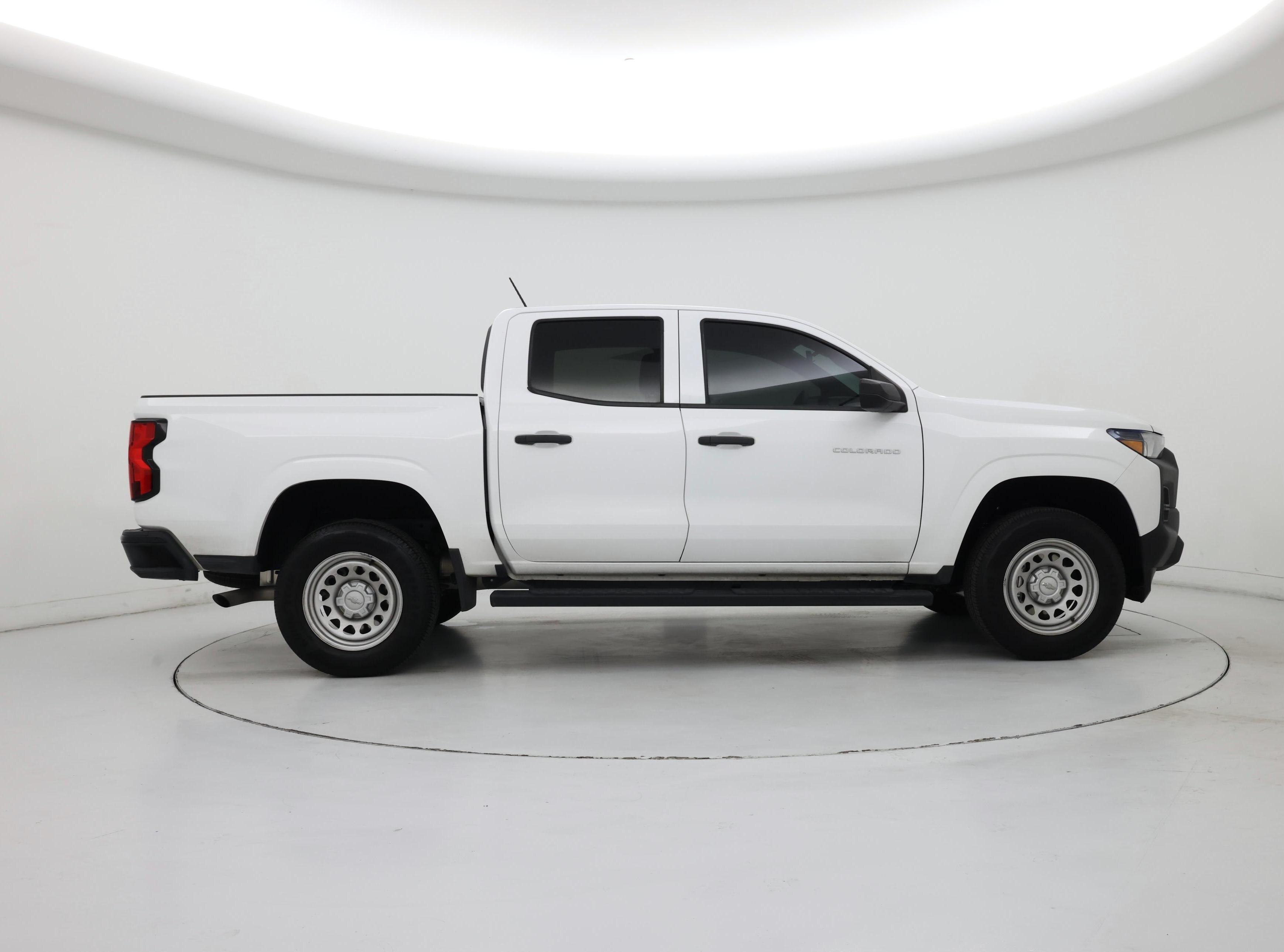Thumbnail: 2023 Chevrolet Colorado - 7