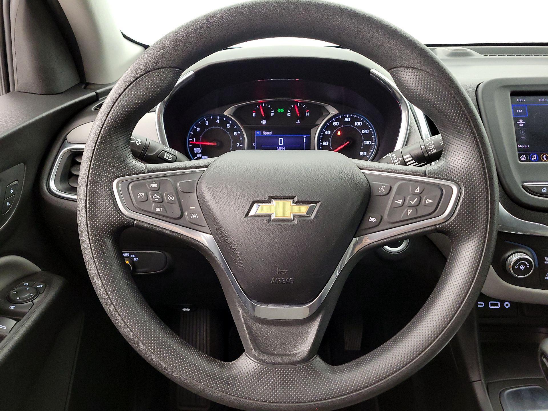 Thumbnail: 2022 Chevrolet Equinox - 10