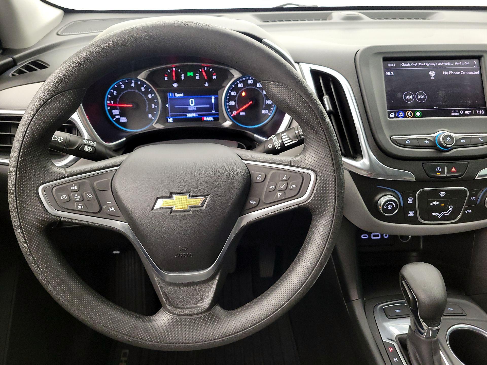 Thumbnail: 2022 Chevrolet Equinox - 10