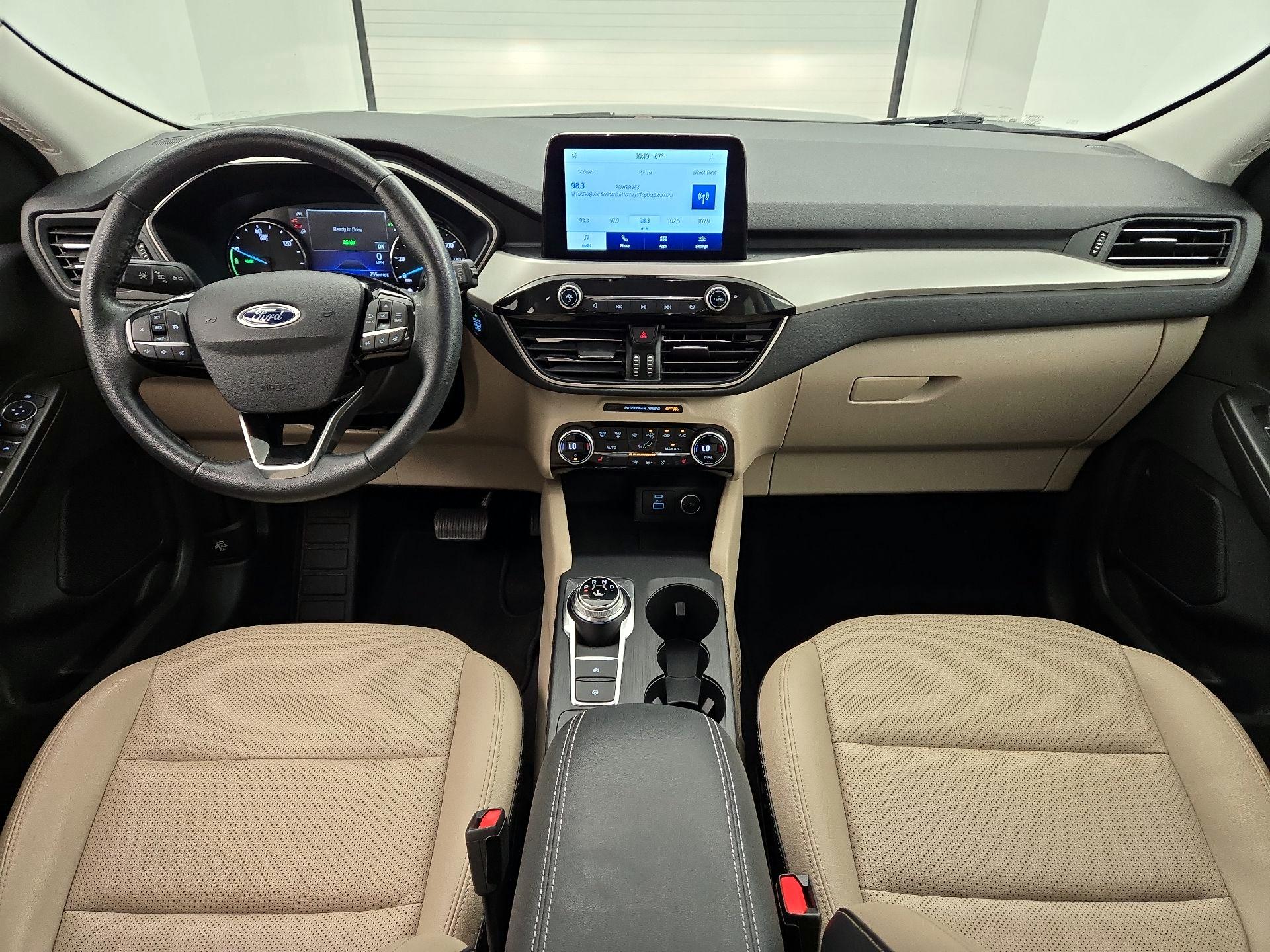 Thumbnail: 2021 Ford Escape - 9