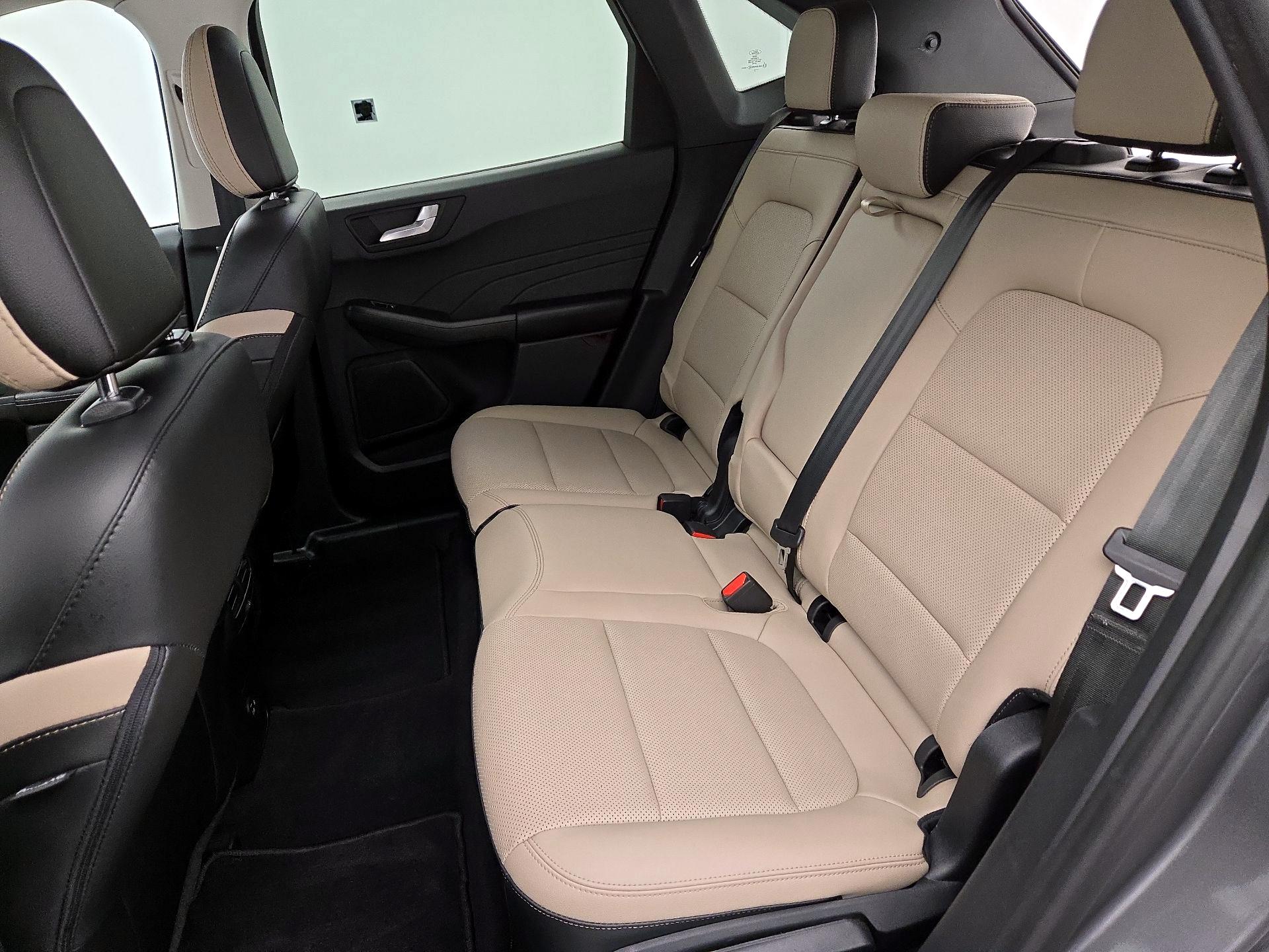 Thumbnail: 2021 Ford Escape - 19