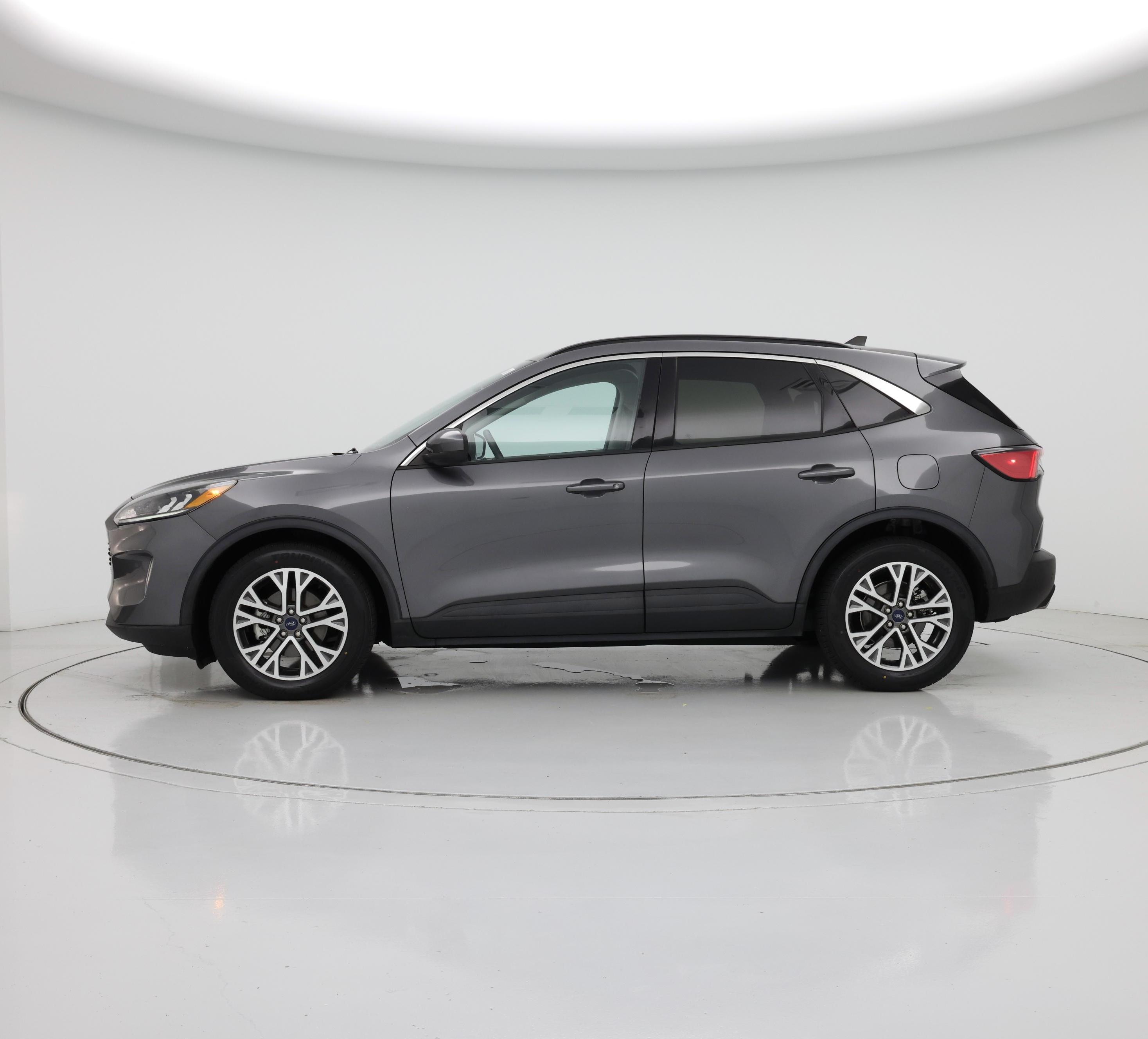 Thumbnail: 2021 Ford Escape - 3