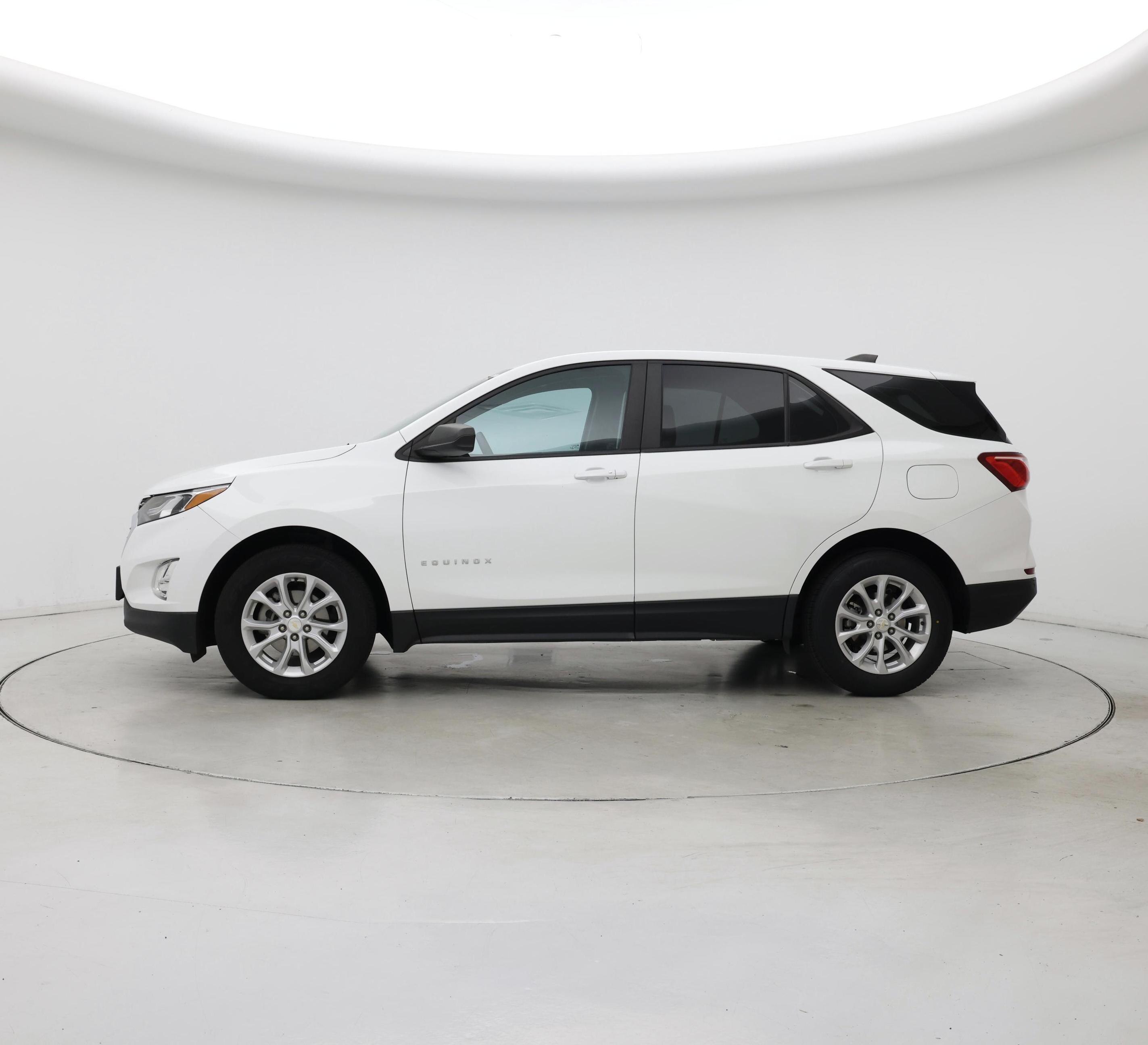 Thumbnail: 2021 Chevrolet Equinox - 3