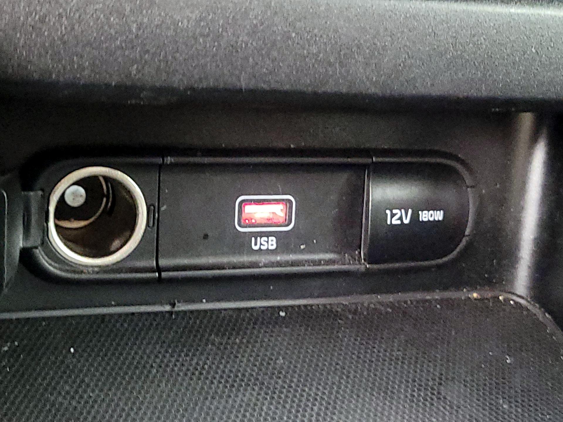 Thumbnail: 2023 Kia Forte - 18