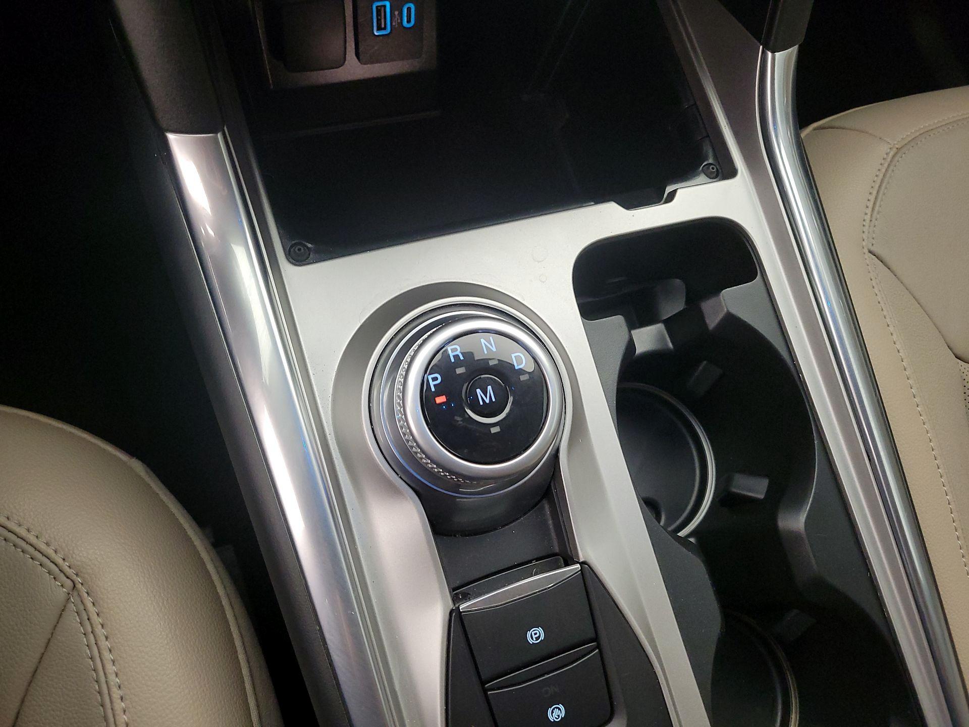Thumbnail: 2020 Ford Explorer - 18