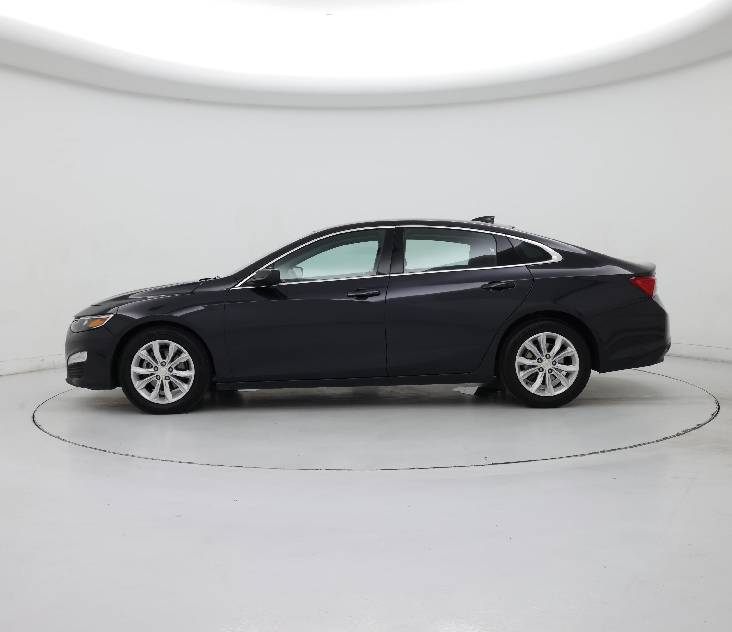 Thumbnail: 2023 Chevrolet Malibu - 3