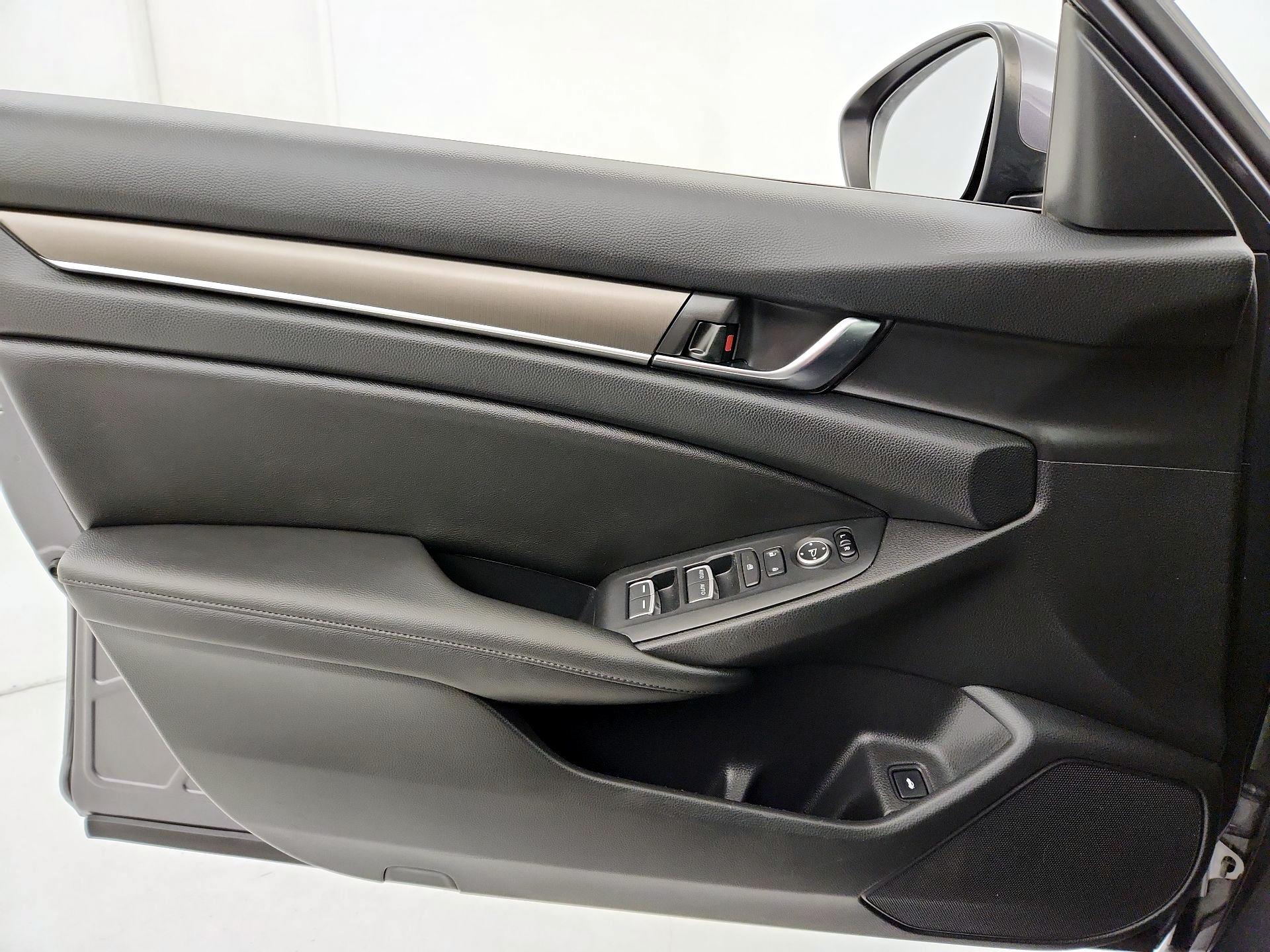 Thumbnail: 2020 Honda Accord - 12