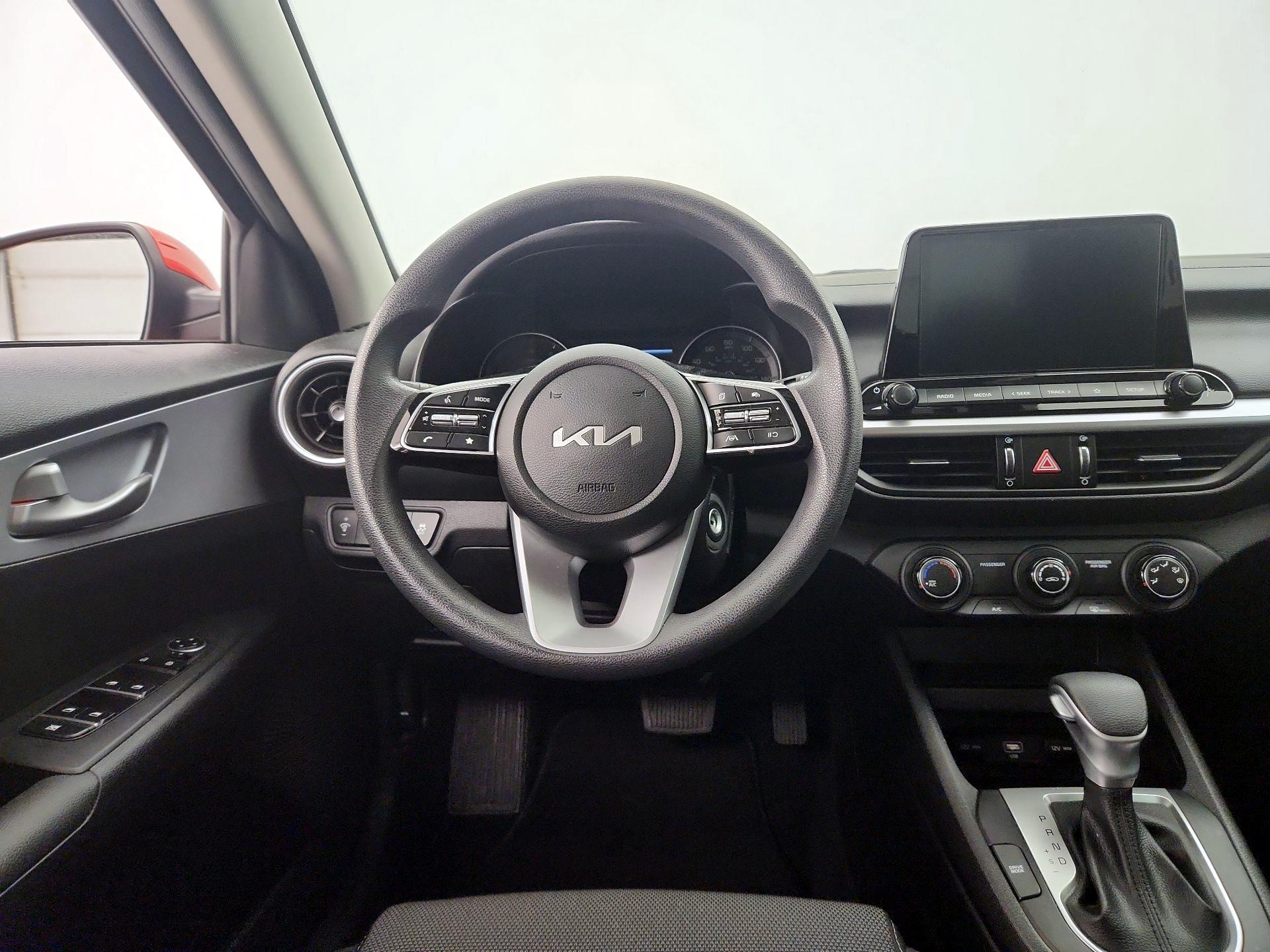 Thumbnail: 2023 Kia Forte - 10