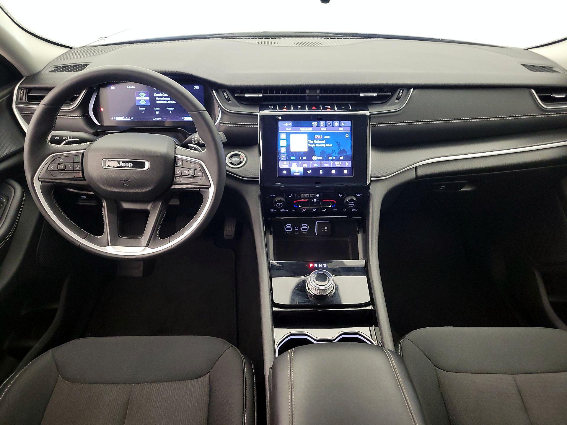Thumbnail: 2023 Jeep Grand Cherokee - 9