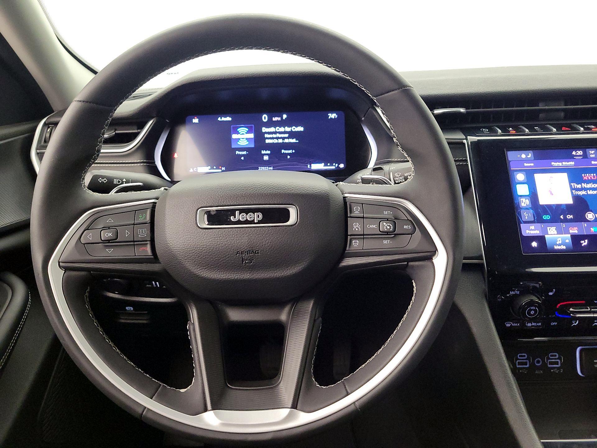 Thumbnail: 2023 Jeep Grand Cherokee - 10