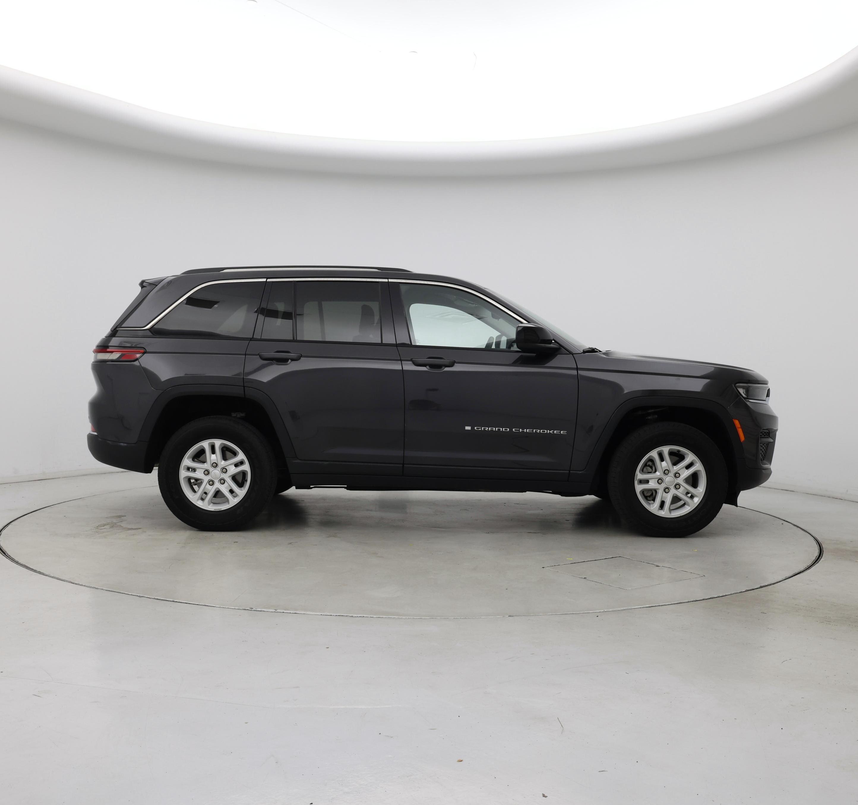 Thumbnail: 2023 Jeep Grand Cherokee - 7