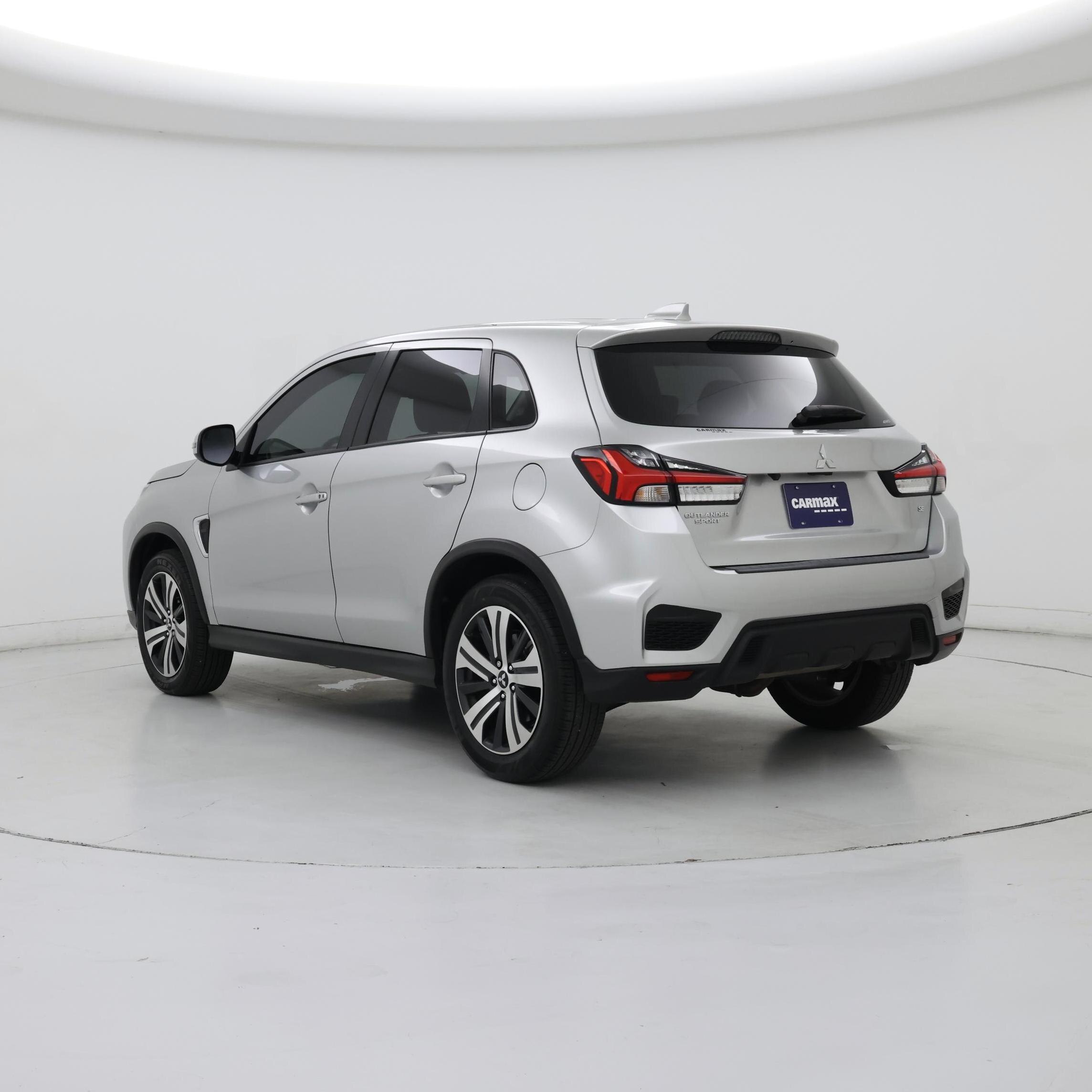 Thumbnail: 2023 Mitsubishi Outlander Sport - 2