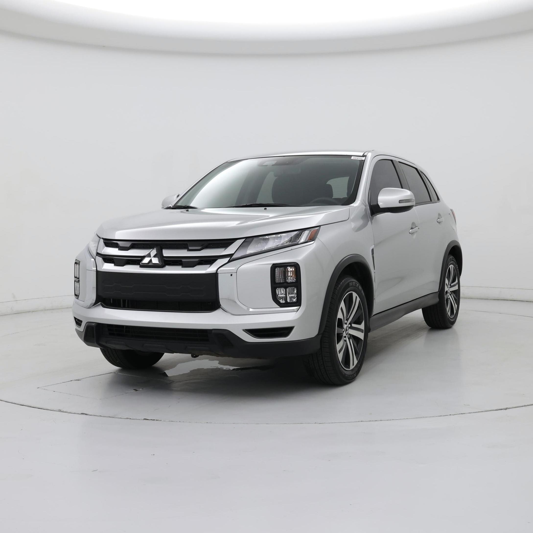 Thumbnail: 2023 Mitsubishi Outlander Sport - 4