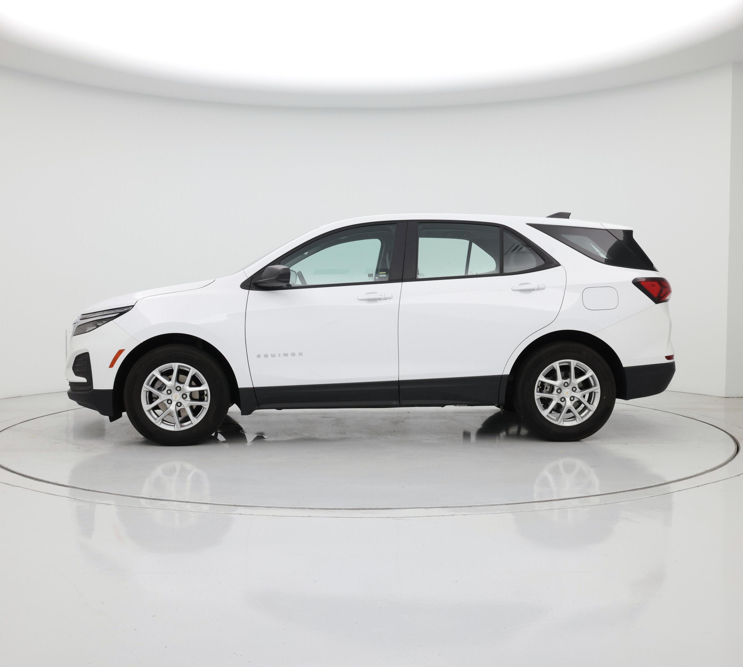 Thumbnail: 2023 Chevrolet Equinox - 3